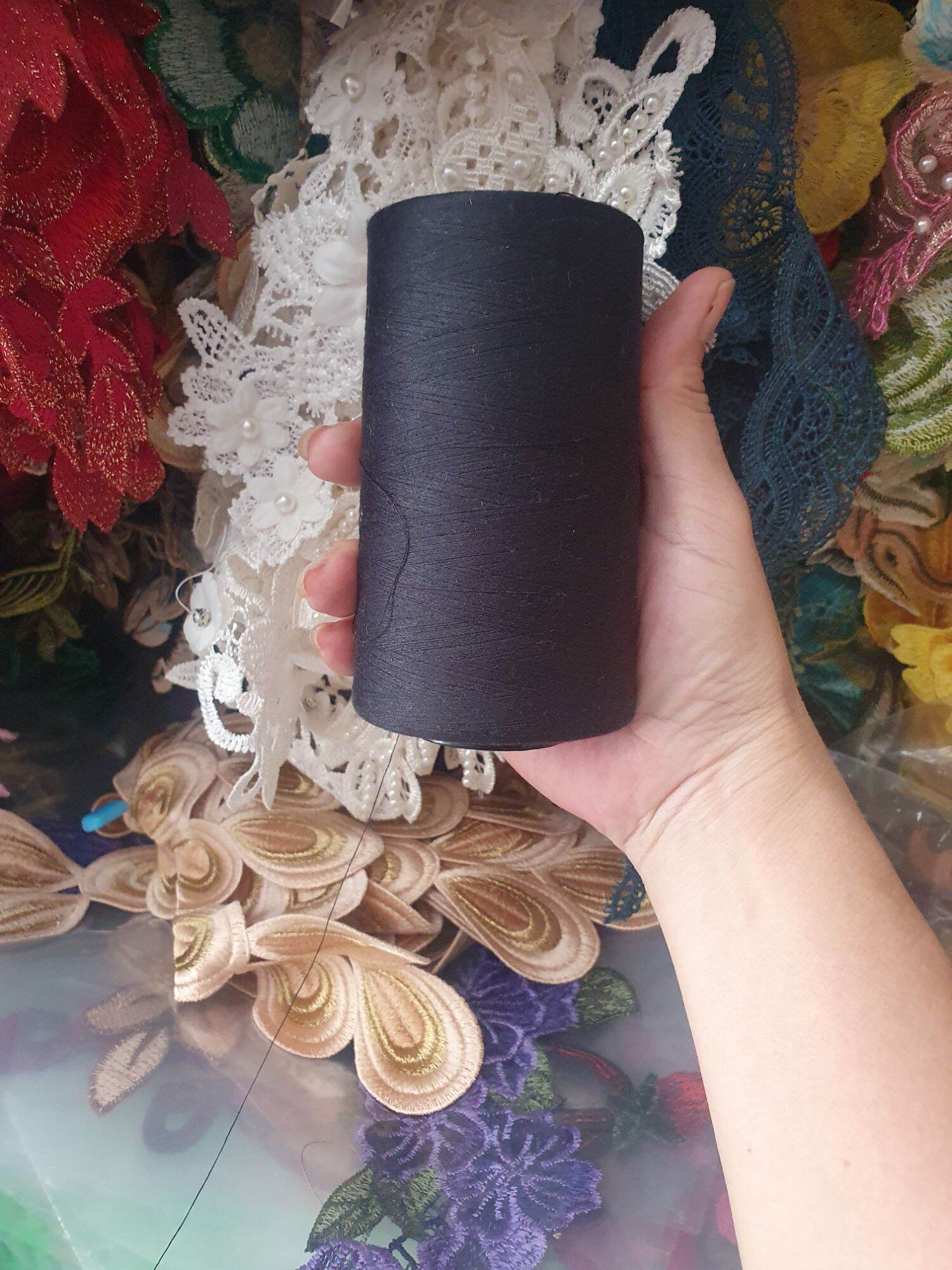 CHỈ MAY QUẦN ÁO SỢI NHỎ SIÊU CHẮC ( cuộn tầm 140g)