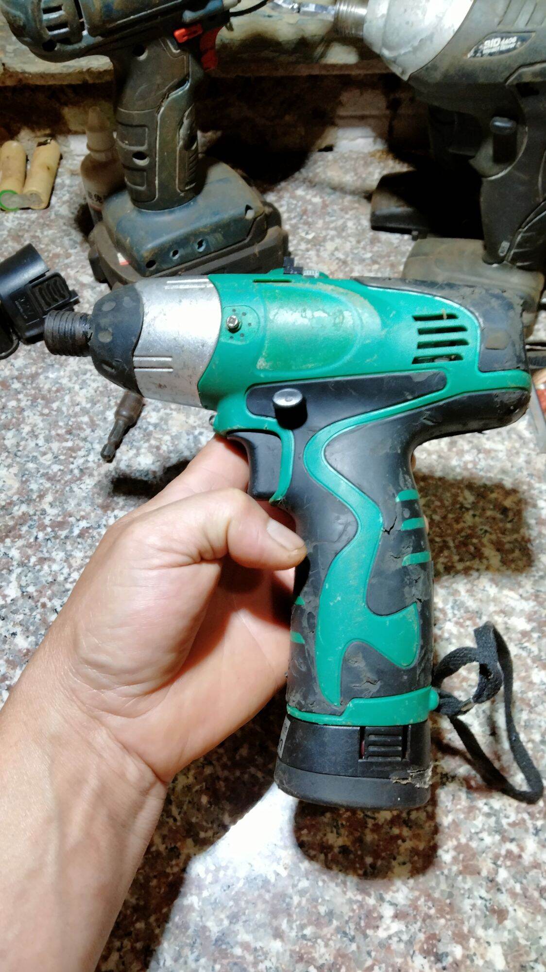 bắn víc 10.8v