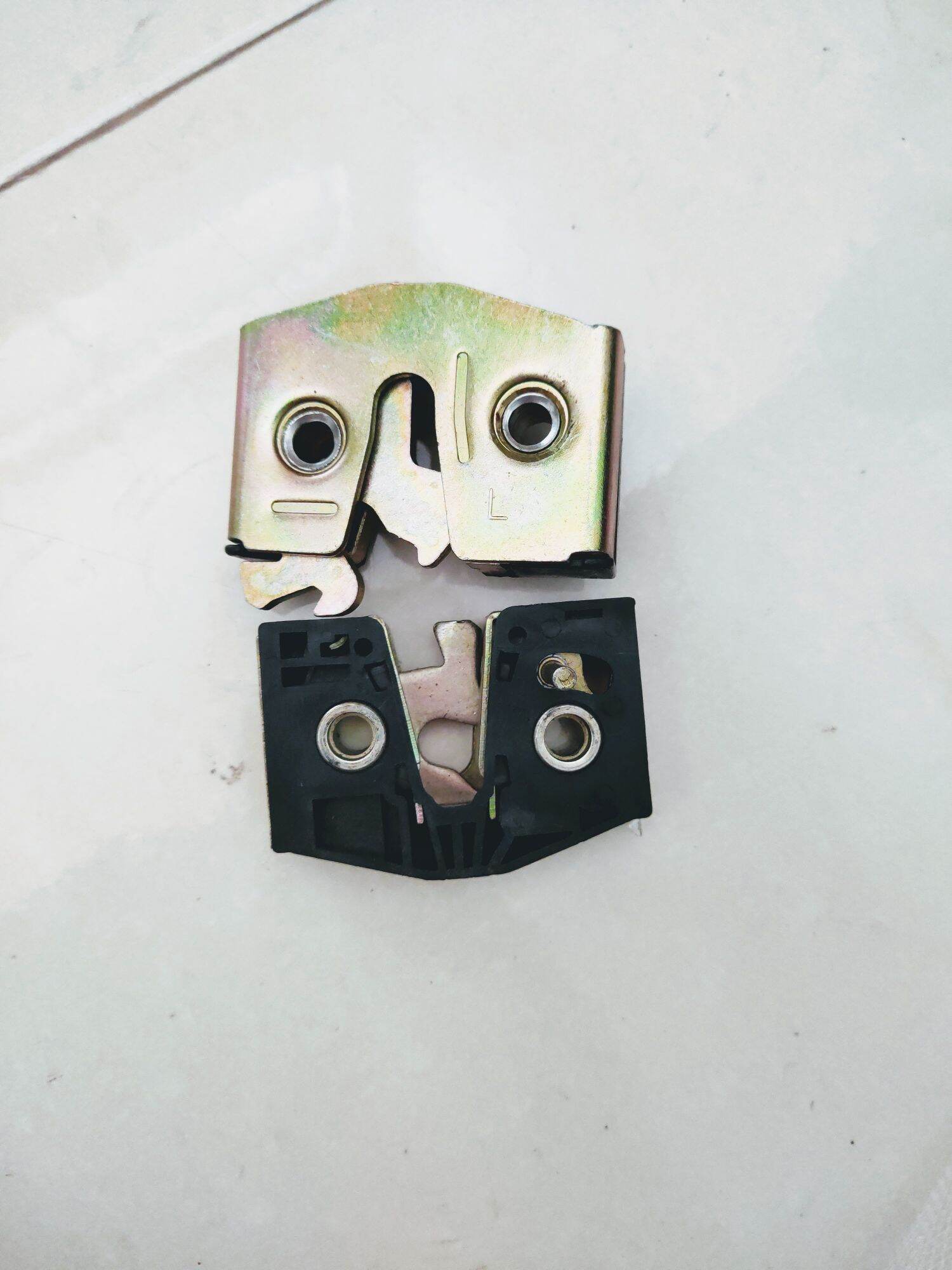 Ngoàm cửa shacman f3000