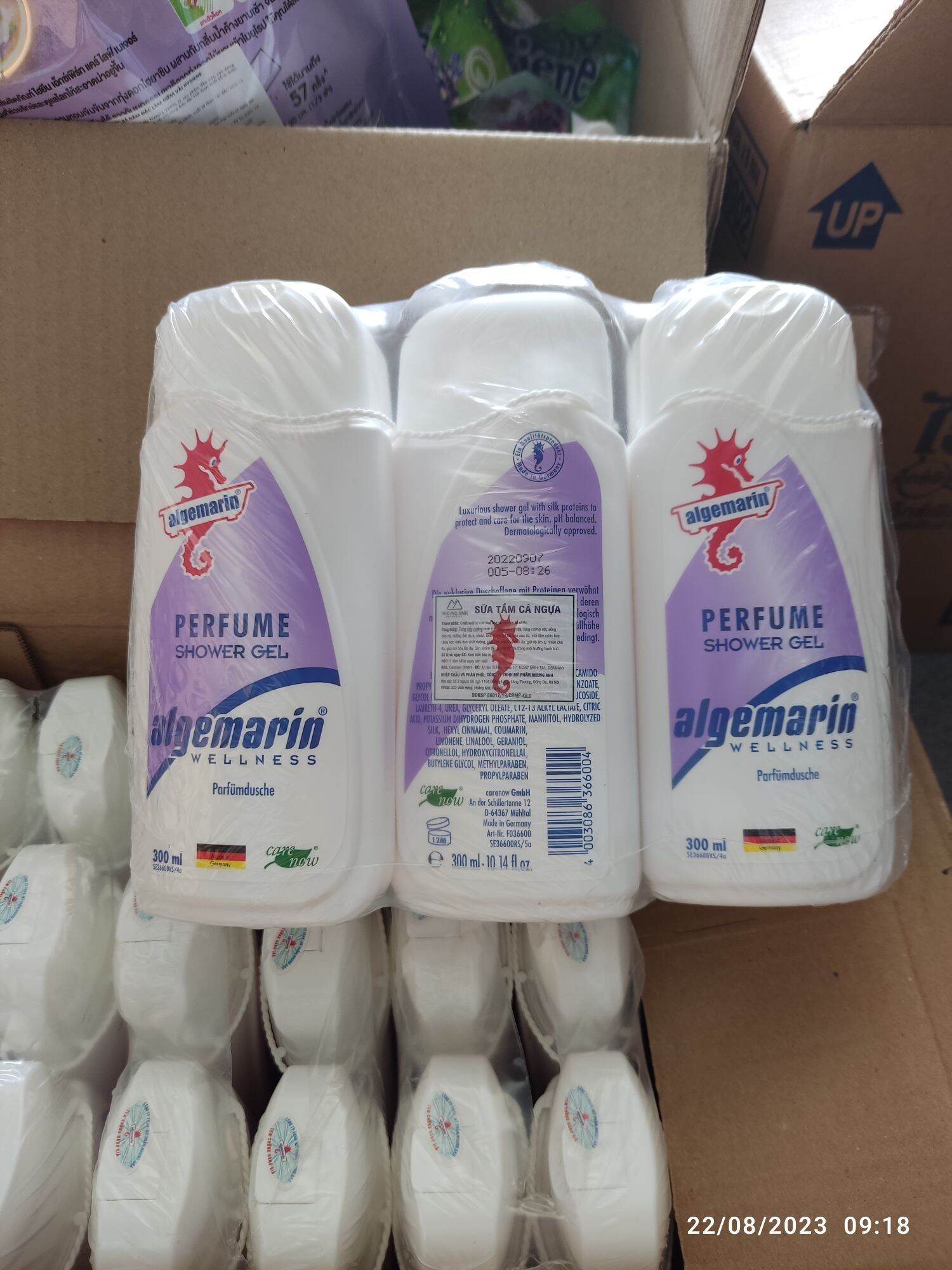 Sữa tắm cá ngựa Đức rất thơm lưu hương lâu 300ml/chai (chai vuông loại 1)