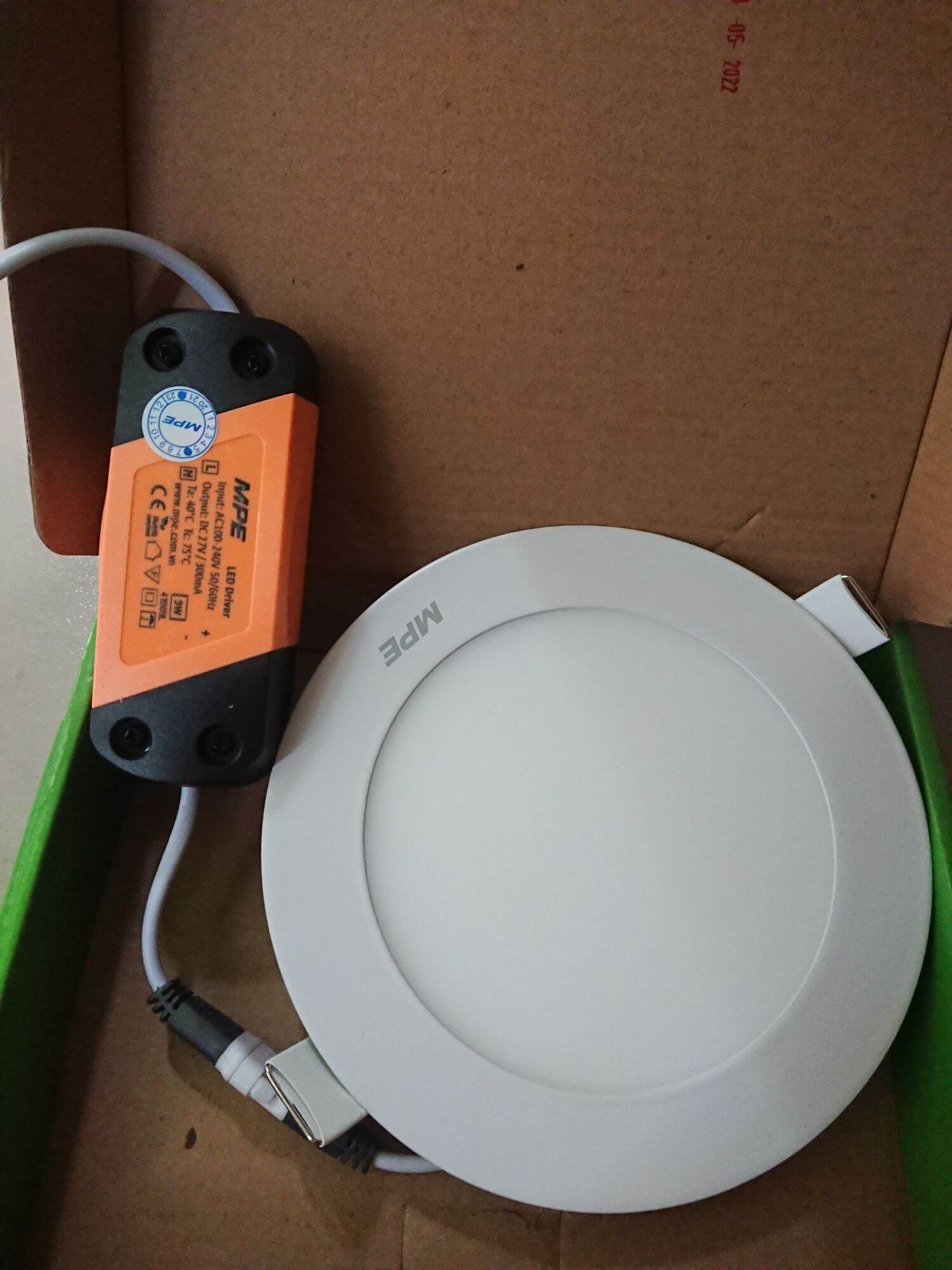 Đèn LED Siêu mỏng , siêu sáng , siêu bền , siêu tiết kiệm điện MPE 9W Downlight