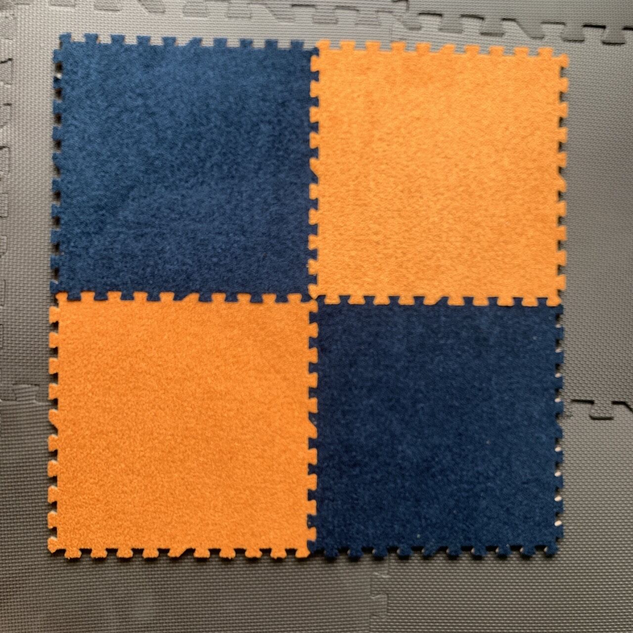 Combo 9 tấm thảm xốp Nhung  lót sàn 30*30*1cm