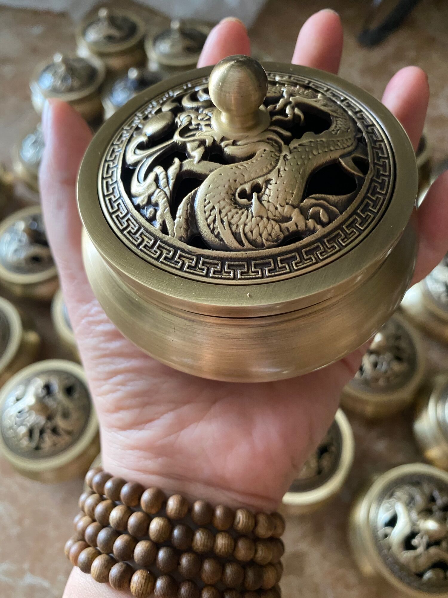 Bộ Lư xông trầm bằng đồng vàng( cả đế)