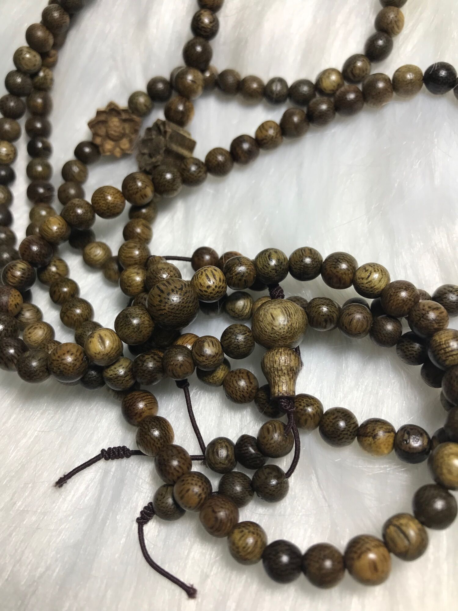 Trầm Hương 108hạt/ 6li