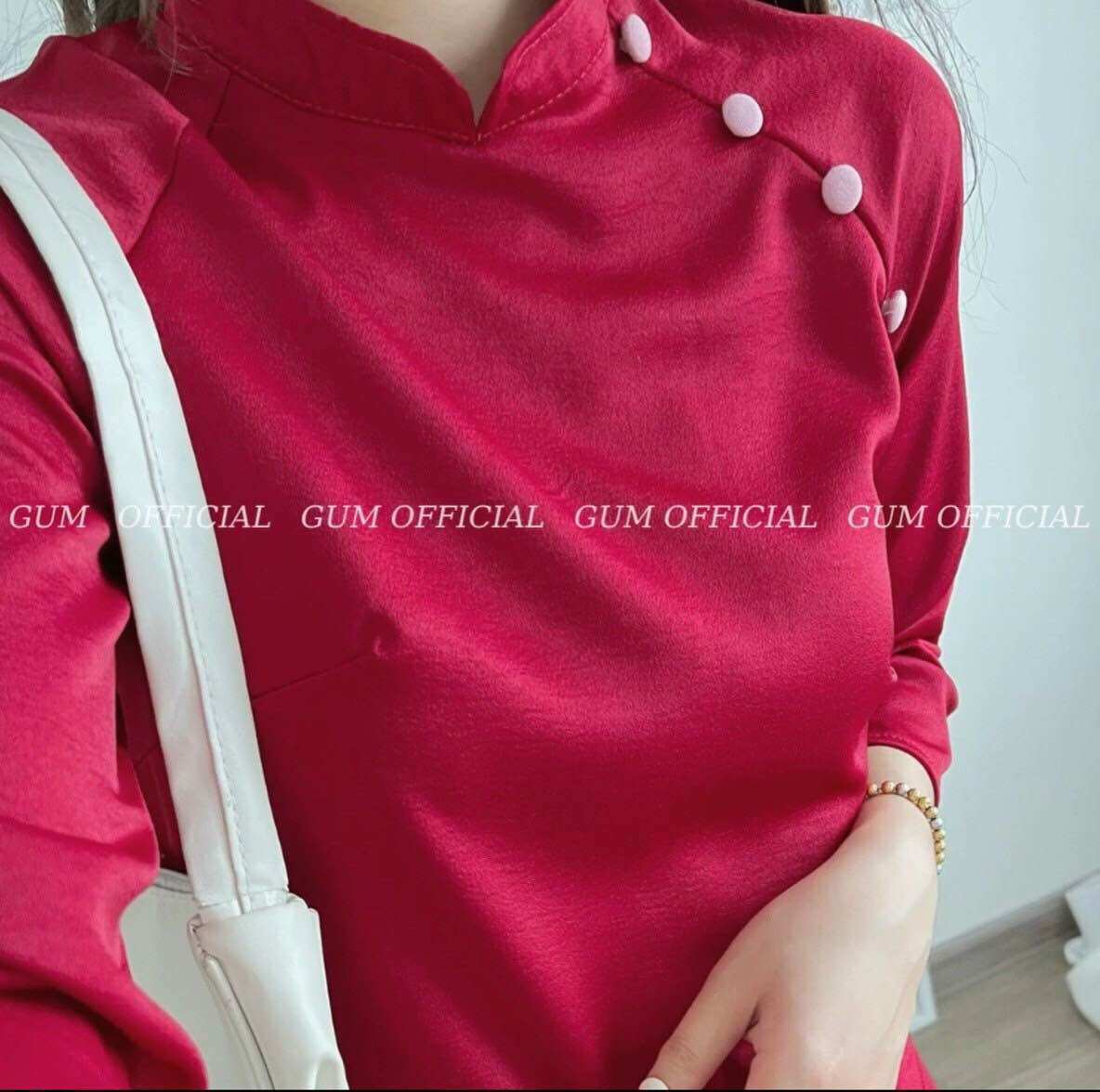 Set áo dài cách tân dáng suông màu đỏ