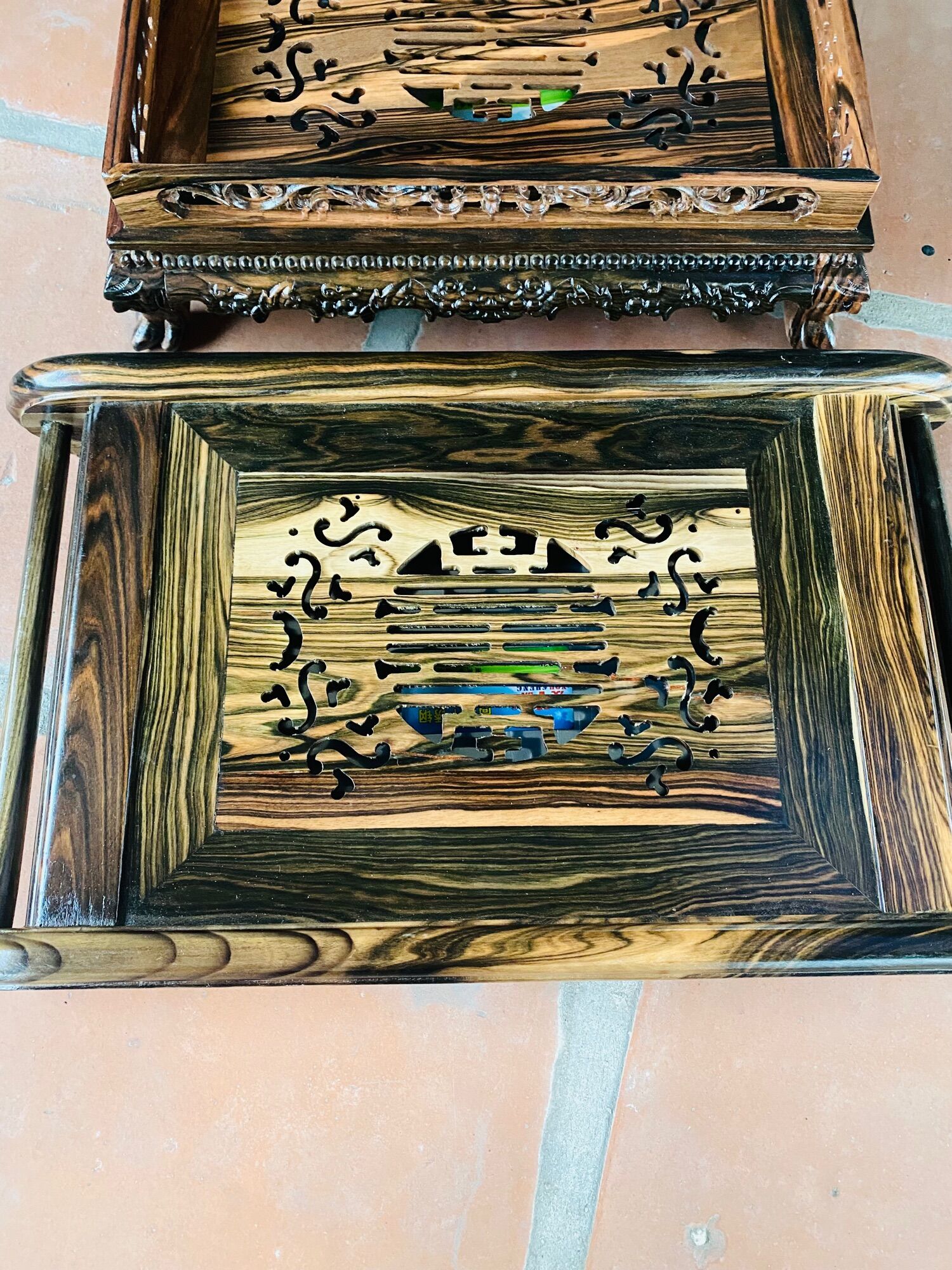 Khay trà gỗ mun để bàn phòng khách