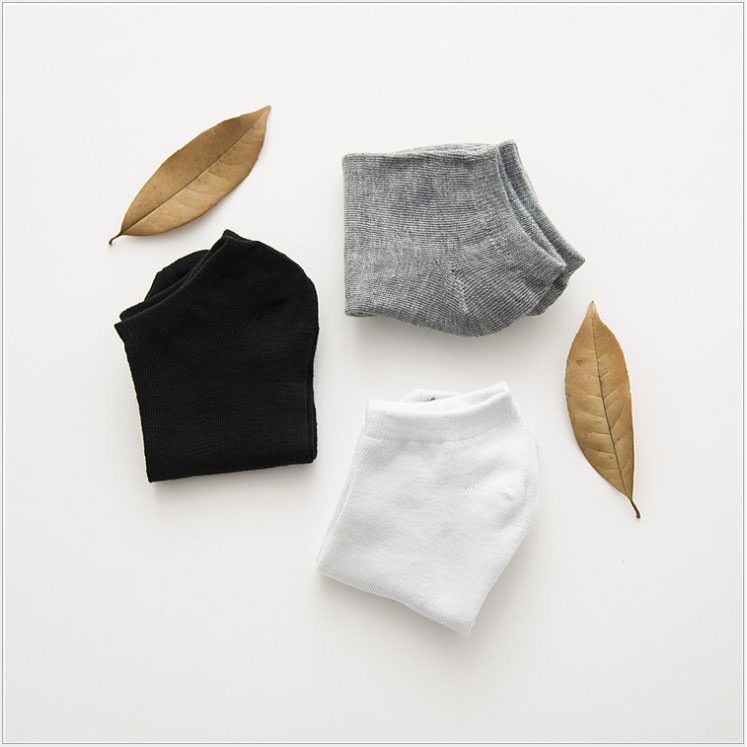 Combo 3 đôi tất vớ trơn cổ ngắn Nam Nữ ( ngẫu nhiên)