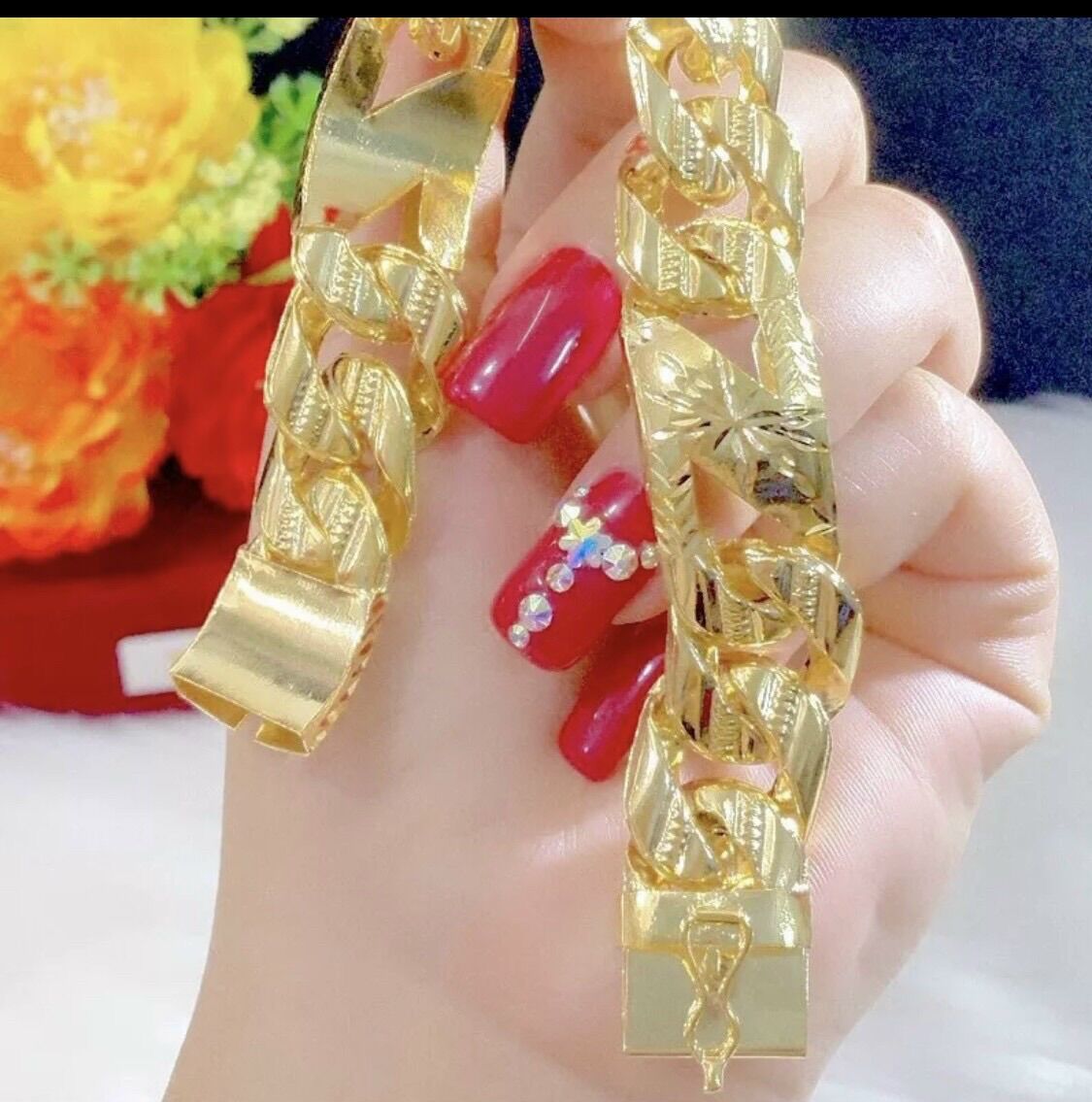 Lắc tay nam kiểu bọng mạ vàng 18k mẫu mới về