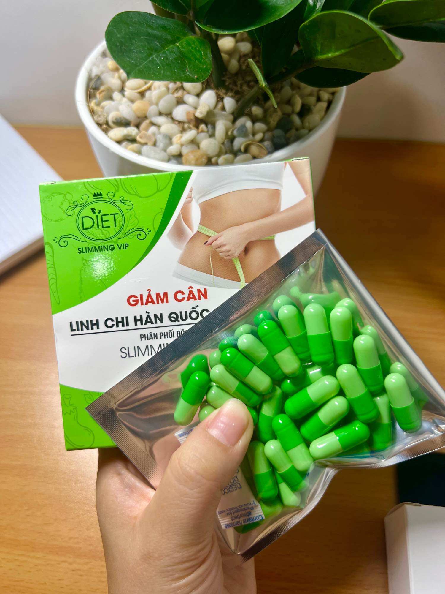 Giảm cân Linh Chi Hàn Quốc Giảm cân cấp tốc an toàn Hộp 30 viên