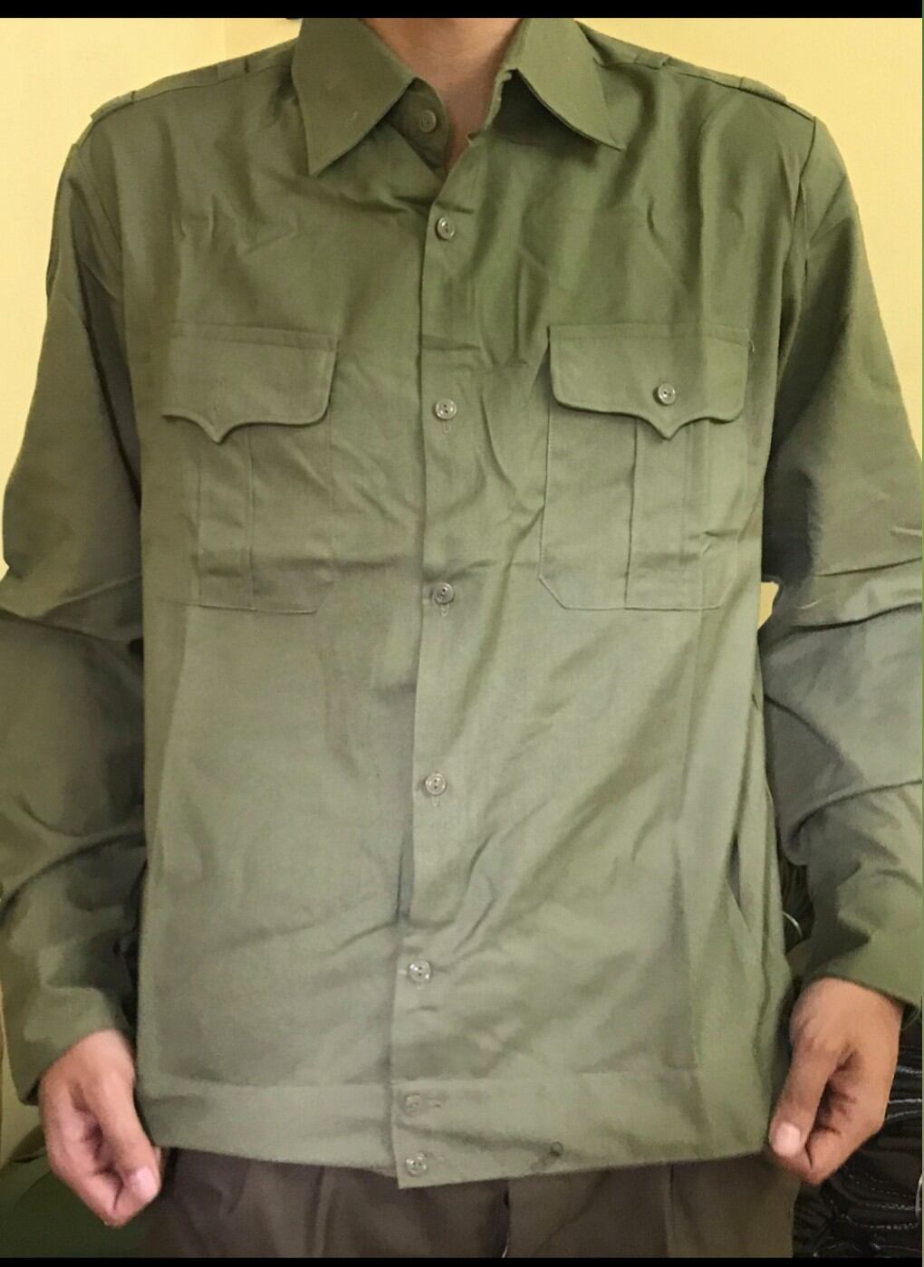Bộ quần áo cỏ úa