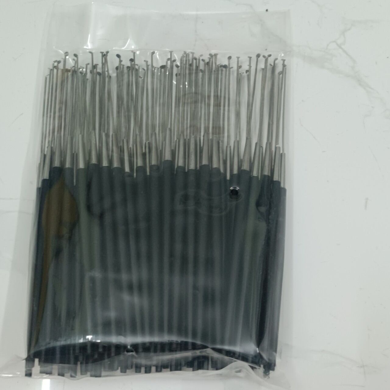 1 cây móc ráy cứng cán gỗ