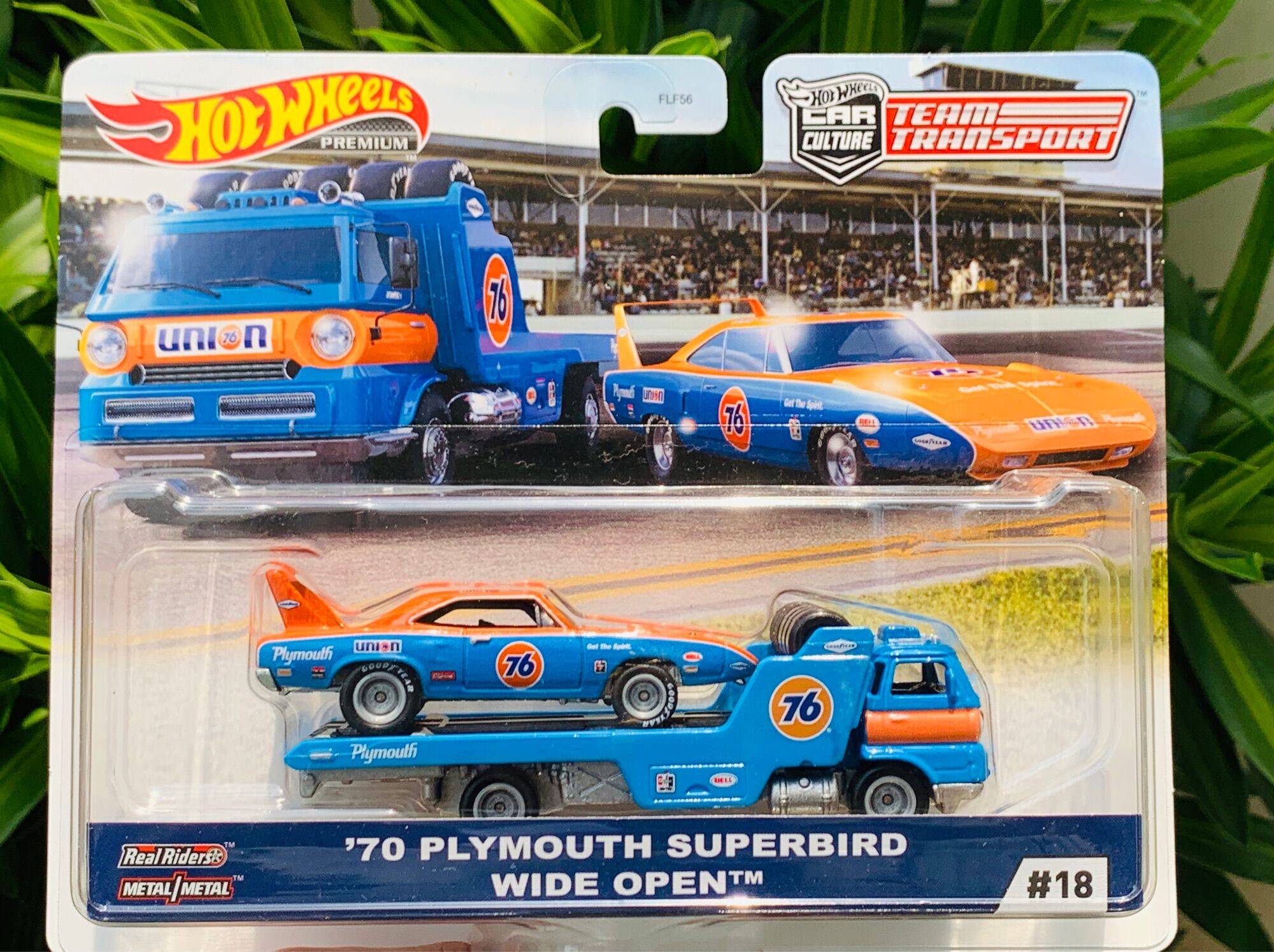 Hobby Store xe mô hình Hot Wheels Team Transport 70 Plymouth SuperBird Wide Open