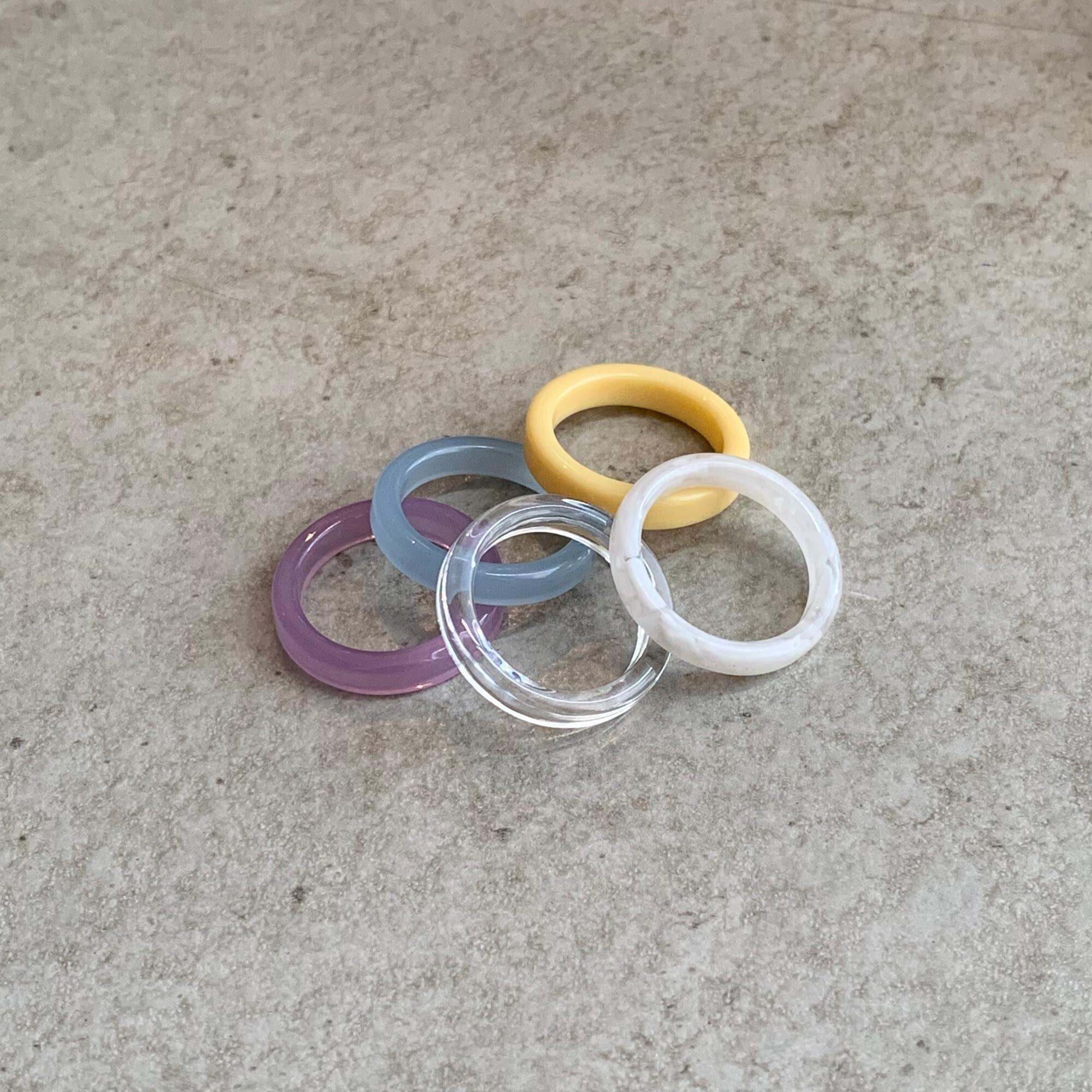 Nhẫn nhựa đơn giản phong cách Hàn Quốc