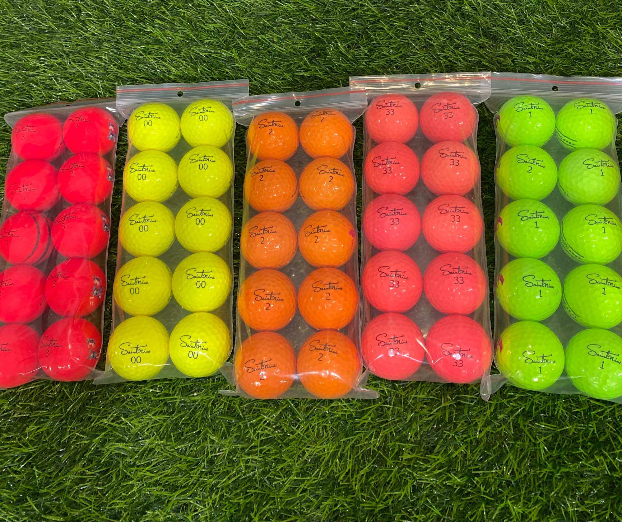 Bóng golf Saintnine màu độ mới 98% (10quả)