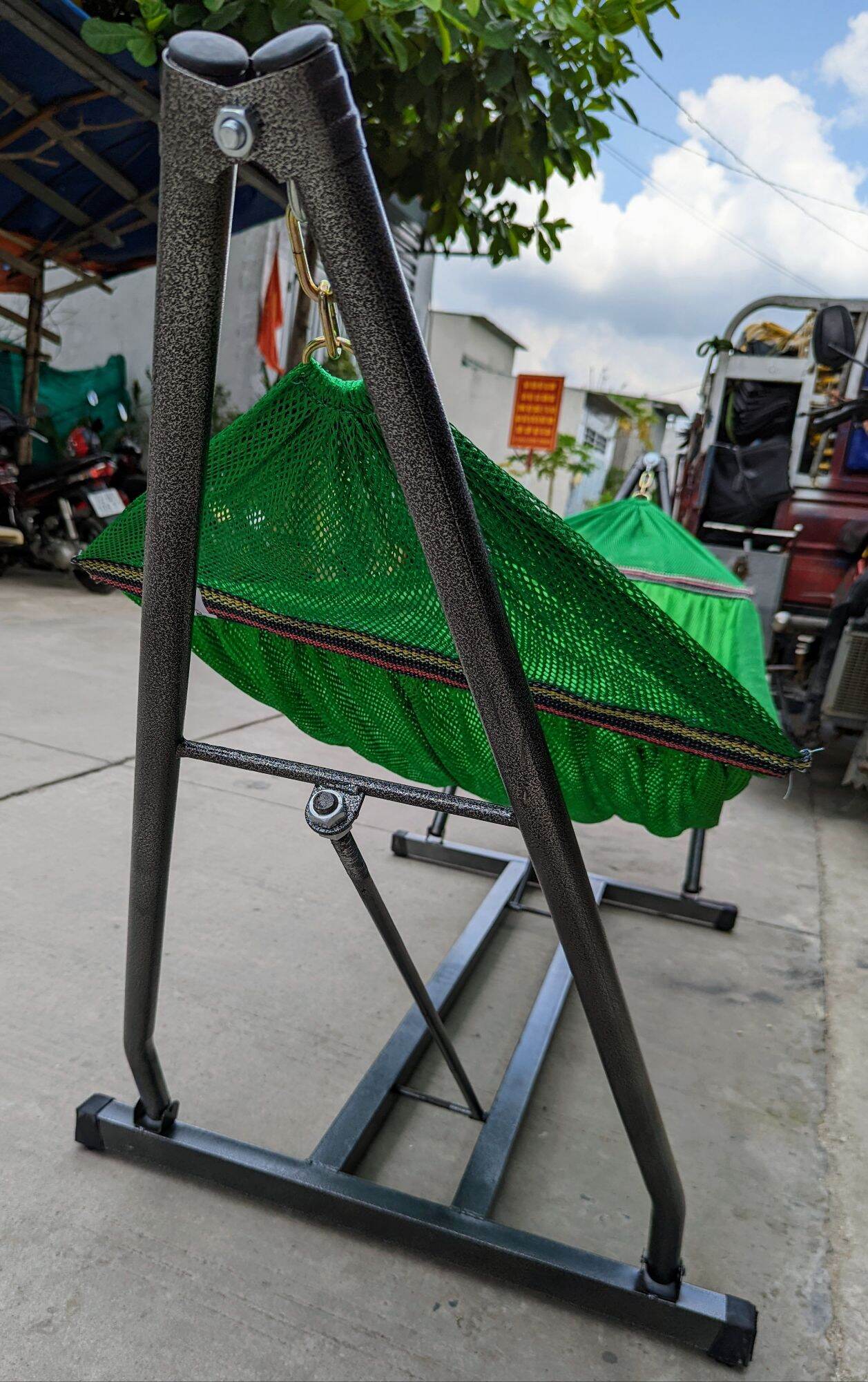 Giá Võng Vuông Phi 40 ( Khung Thép Dày )