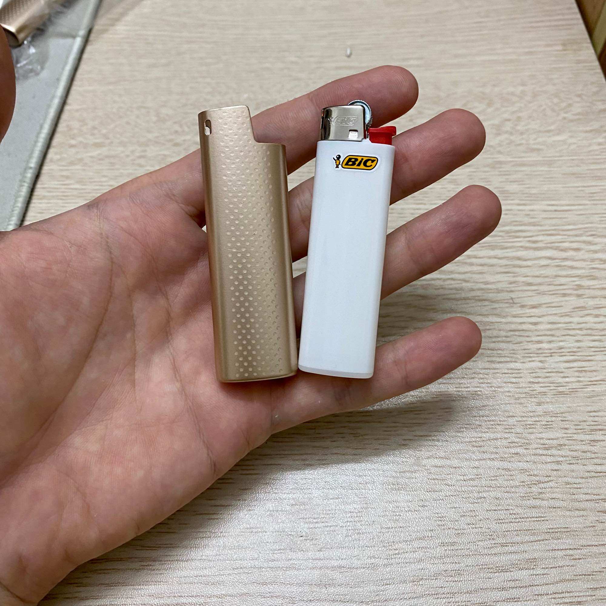 Vỏ Bật Lửa Bic j3 (Kim Loại Sơn Sần)