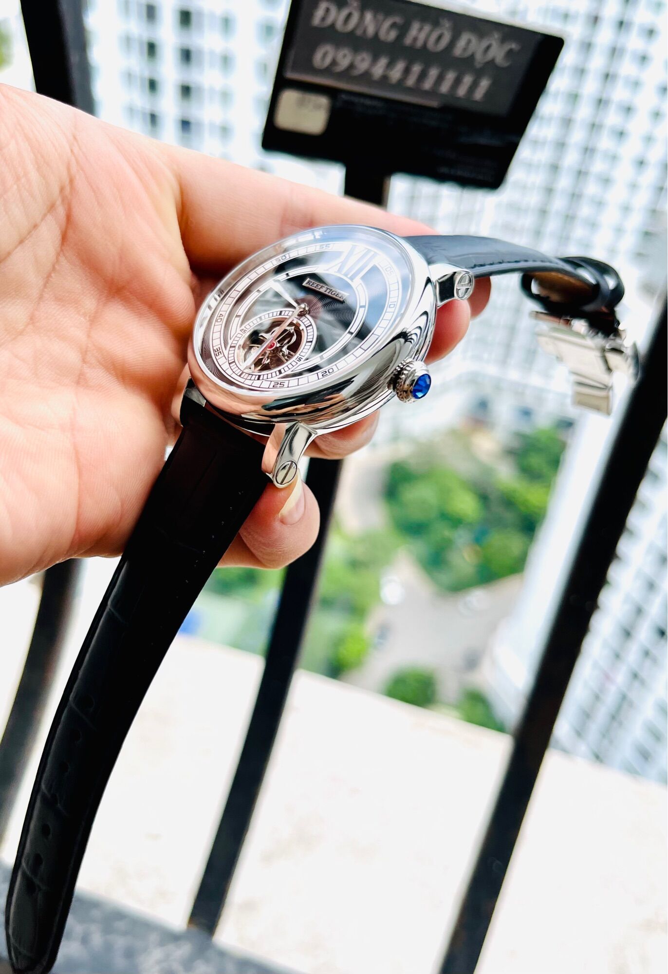 Đồng hồ nam Reef Tiger rga192