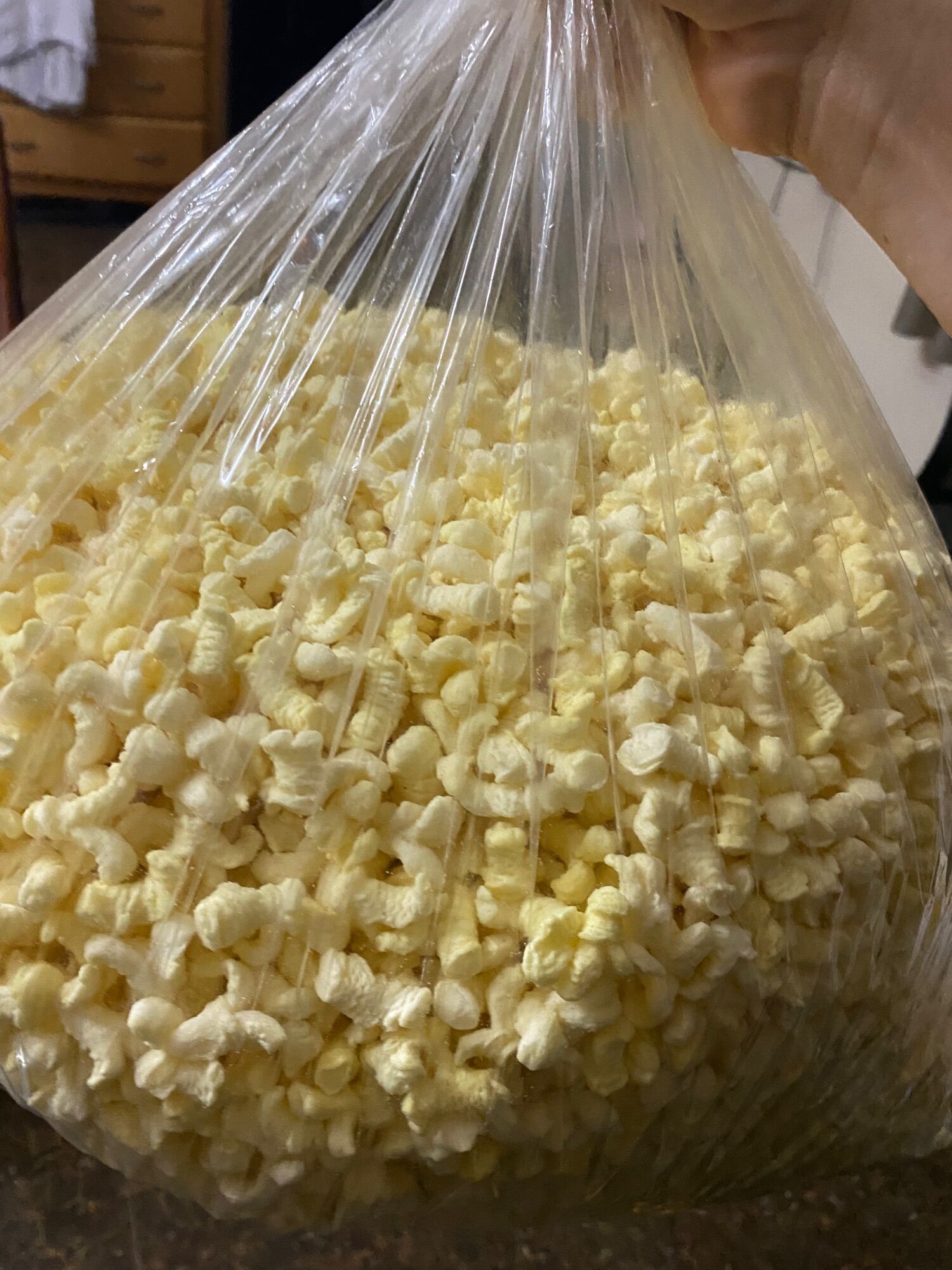 500g snack Poca Ngô xốc bơ