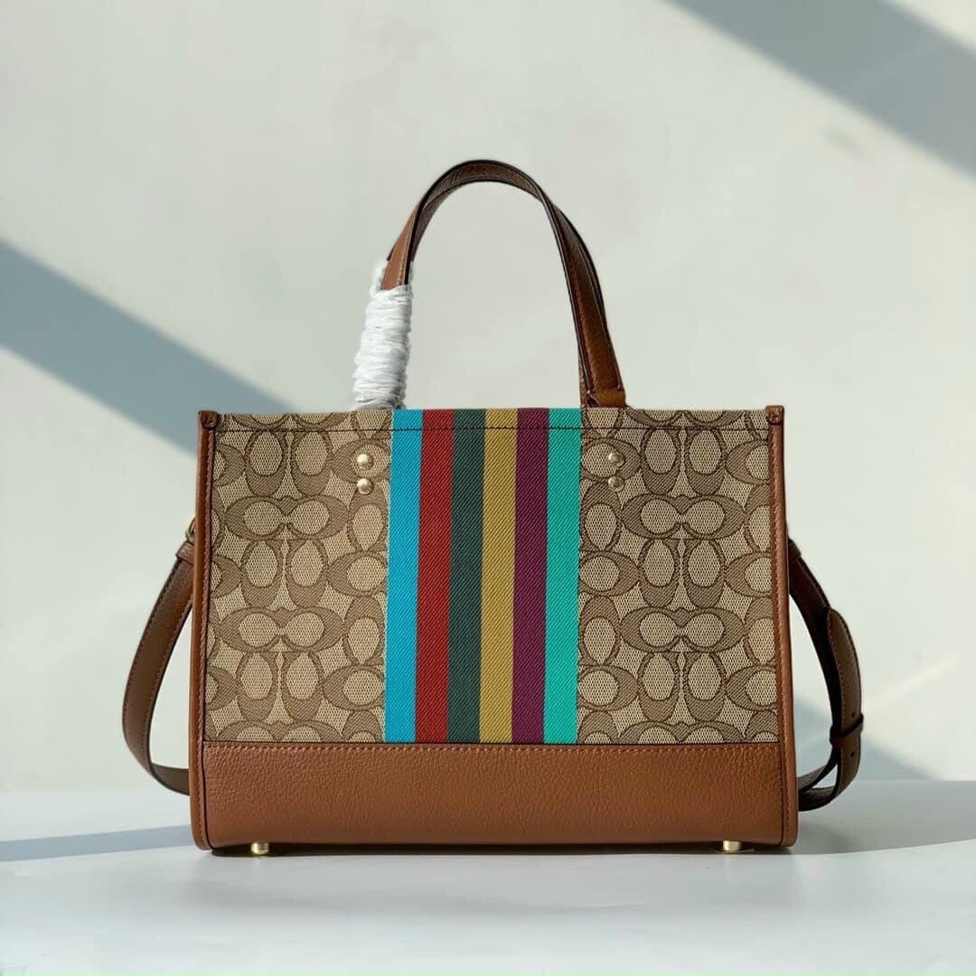 C0ACH Dempsey Tote màu cực sang