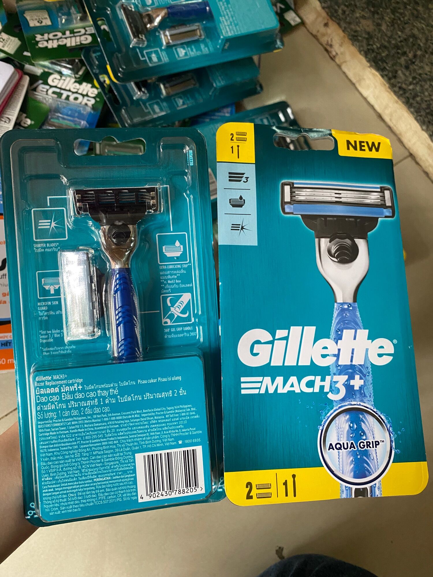Bộ Cán Dao Cạo Râu Gillette Mach3( 1 Cán Dao,2 Đầu Dao Cạo)