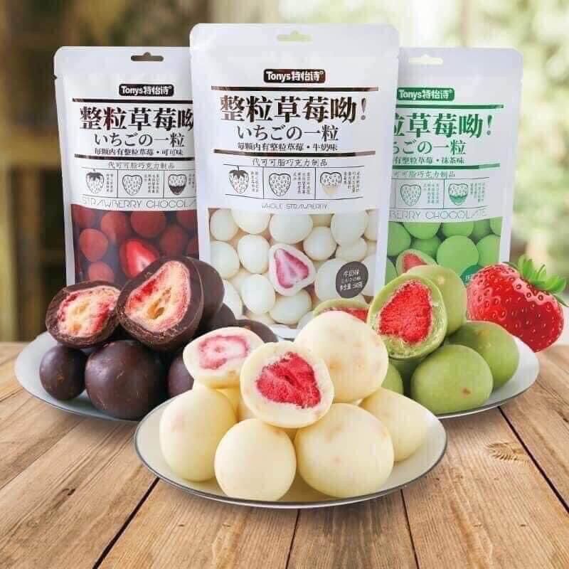 Kẹo socola bọc dâu tây sấy
