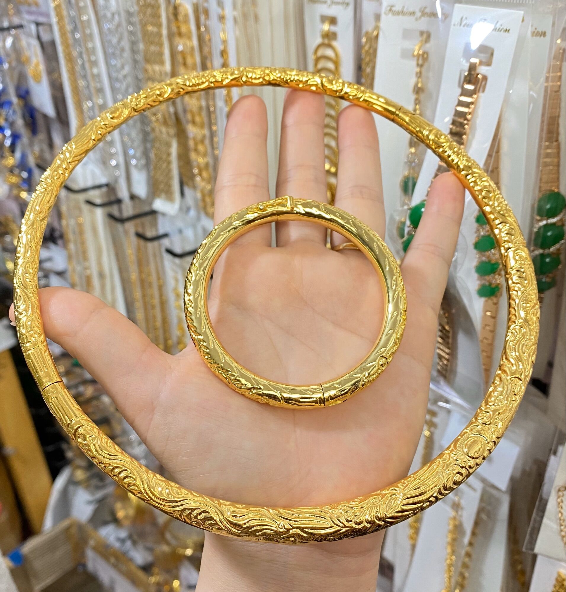 Set 1 kiềng cổ cưới chạm rồng phụng 1 vòng tay cưới chạm rồng phụng mạ vàng 24k mẫu mới về