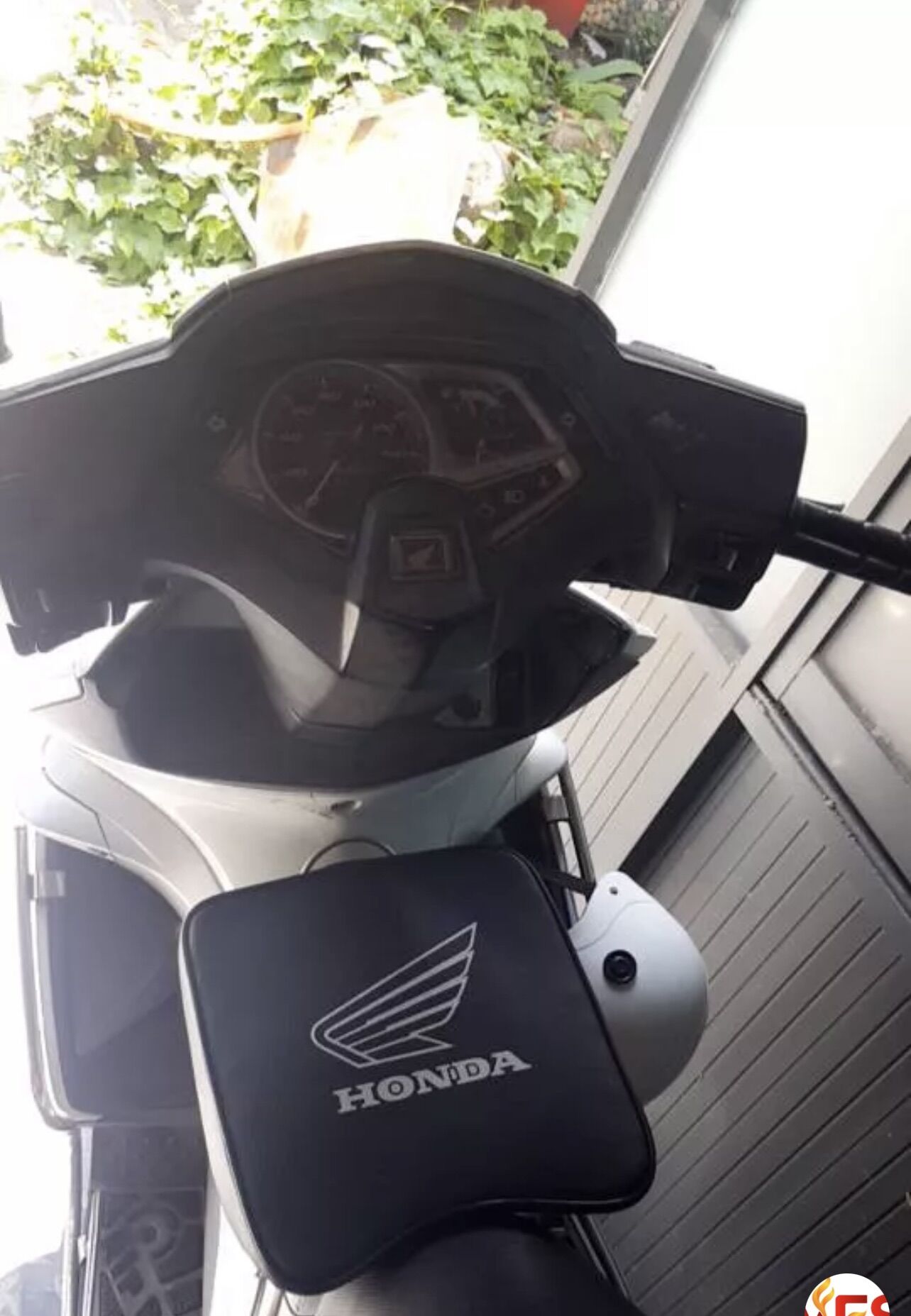 Ghế em bé xe airblade & nvx & pcx