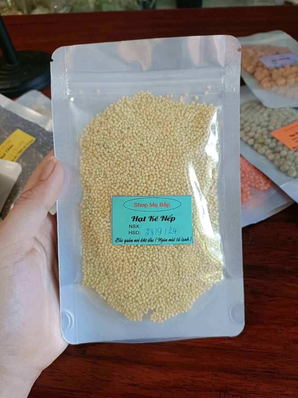 Hạt ăn dặm hữu cơ cho bé tách lẻ 100g
