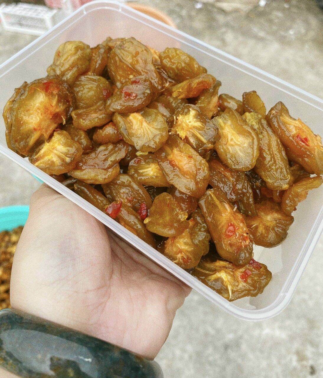 Cóc Non Rim Muối Ớt Lon 500gram
