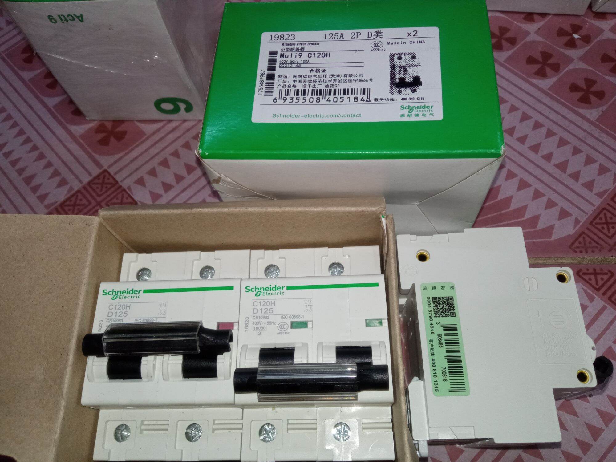 CB Schneider . MCB Schneider 1p - 2p - 3p