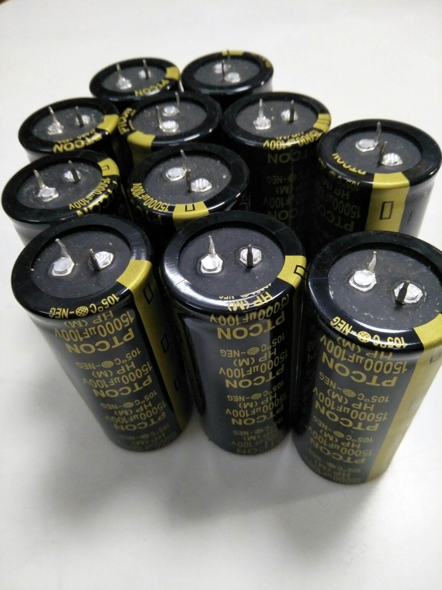 Tụ 100v-15000u