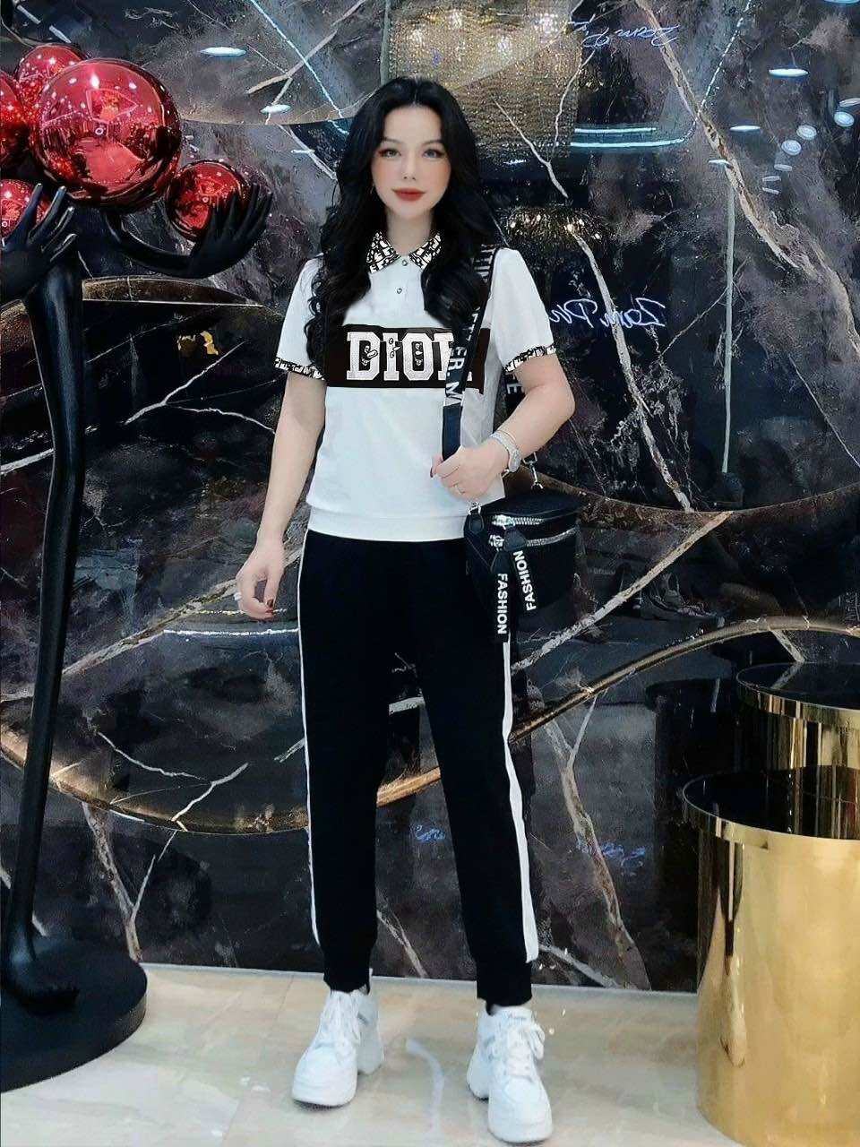 SÉT BỘ NỮ DÀI COTTON CỔ BẺ THÊU PHỐI CỰC ĐẸP