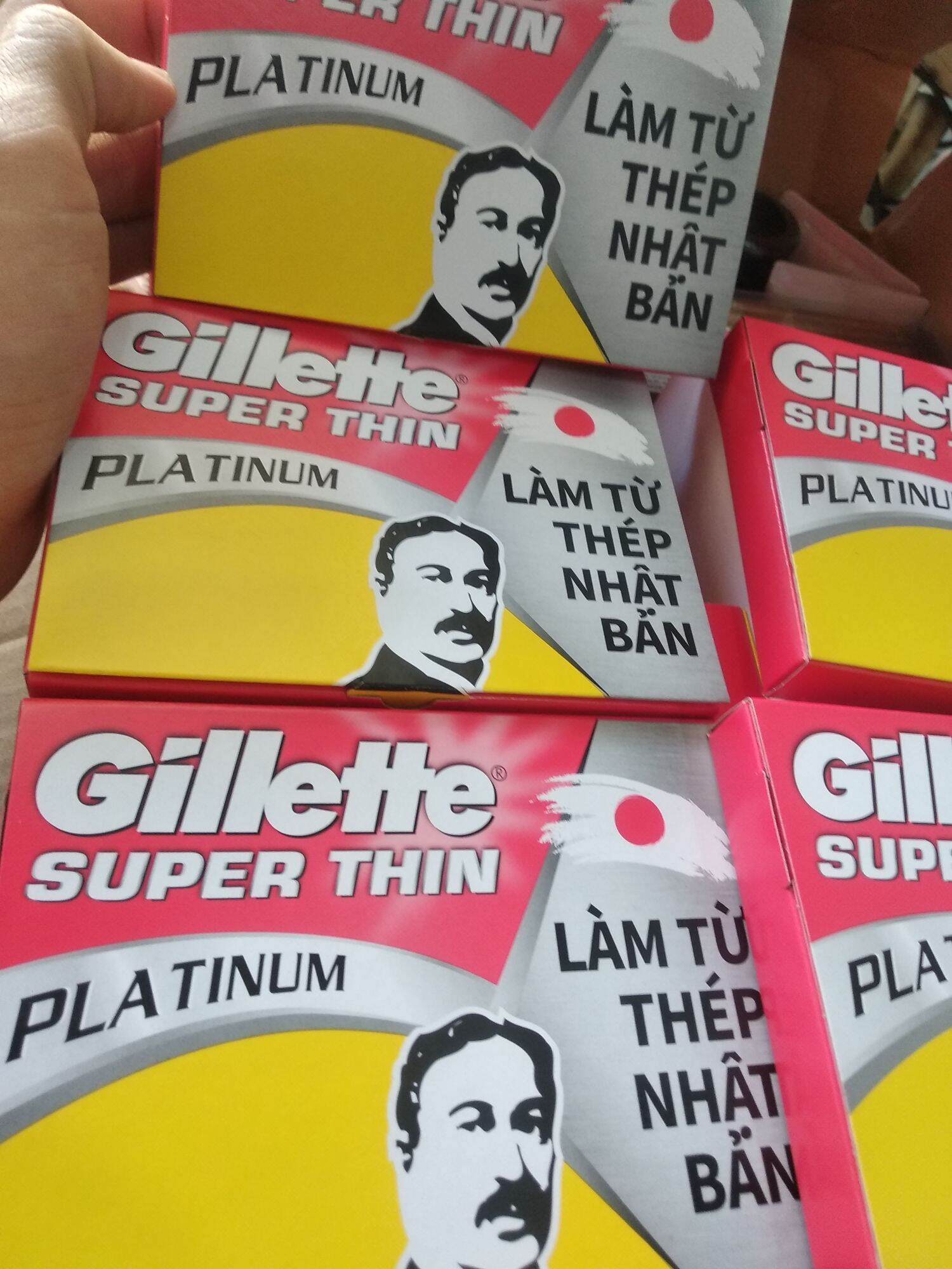 Hộp dao lam gillette 100 lưỡi