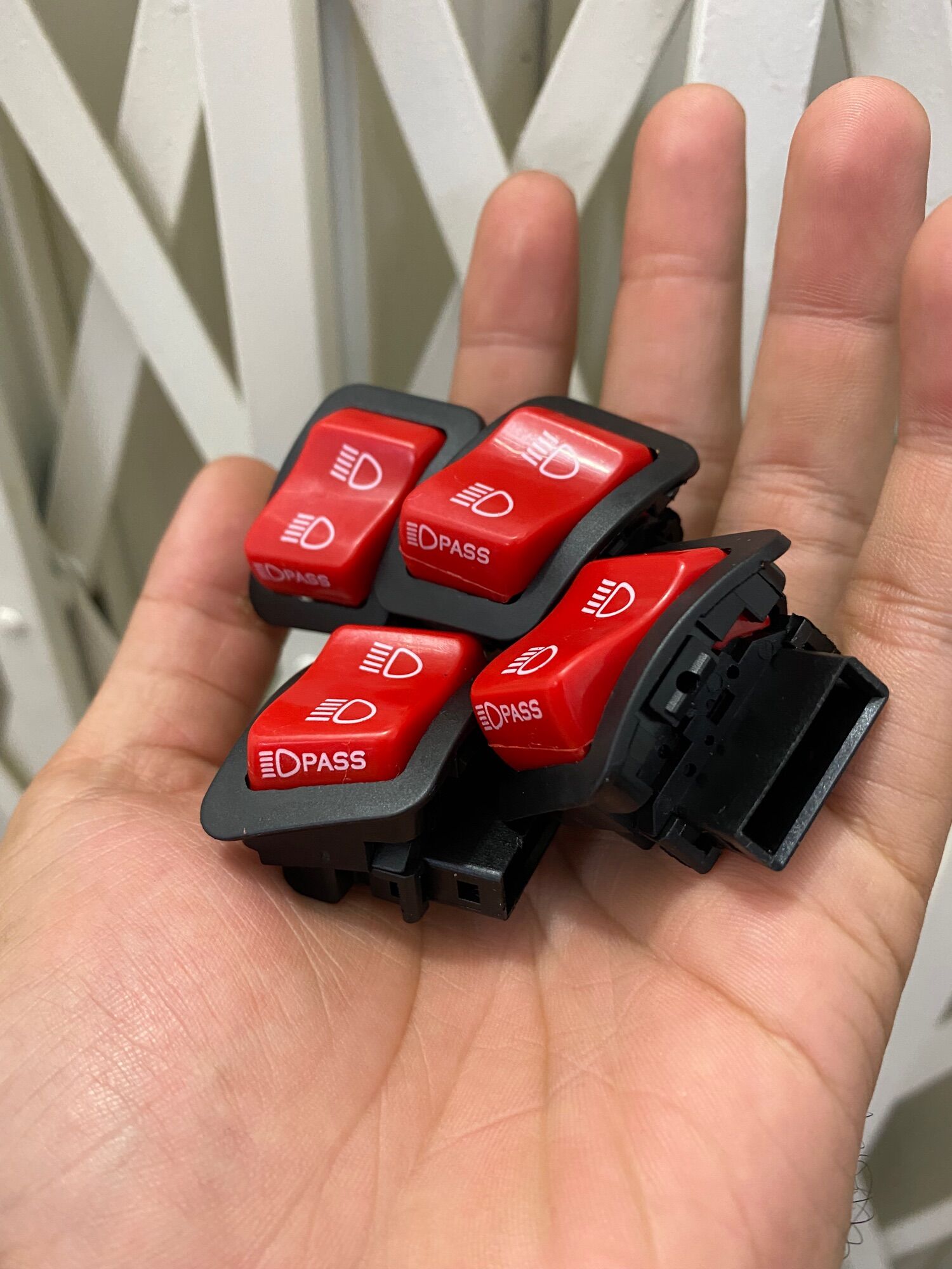 NÚT passing ĐỎ, Công tắc passing SH màu ĐỎ