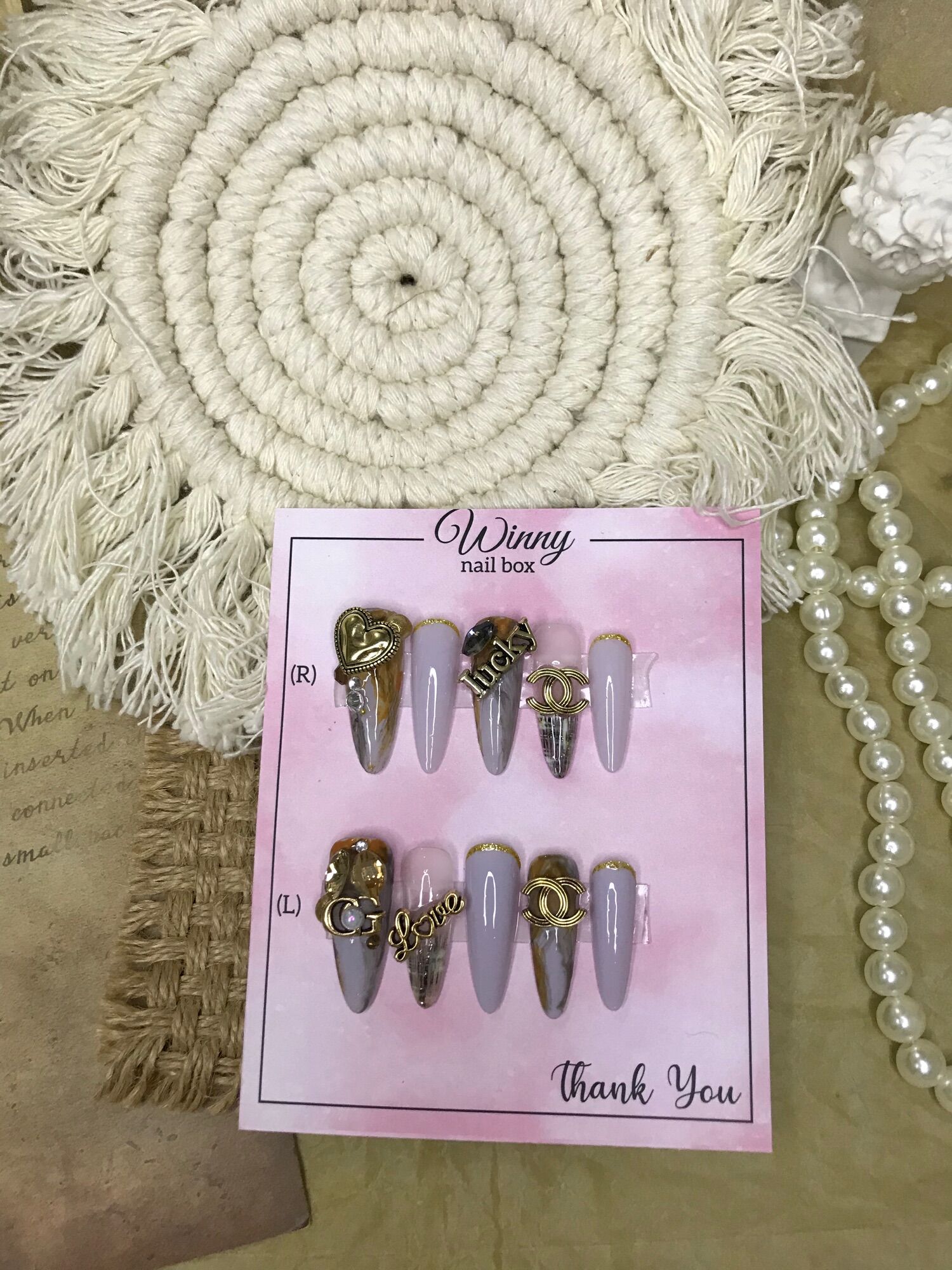 Nailbox móng up móng giả vân đá charm đồng chanel