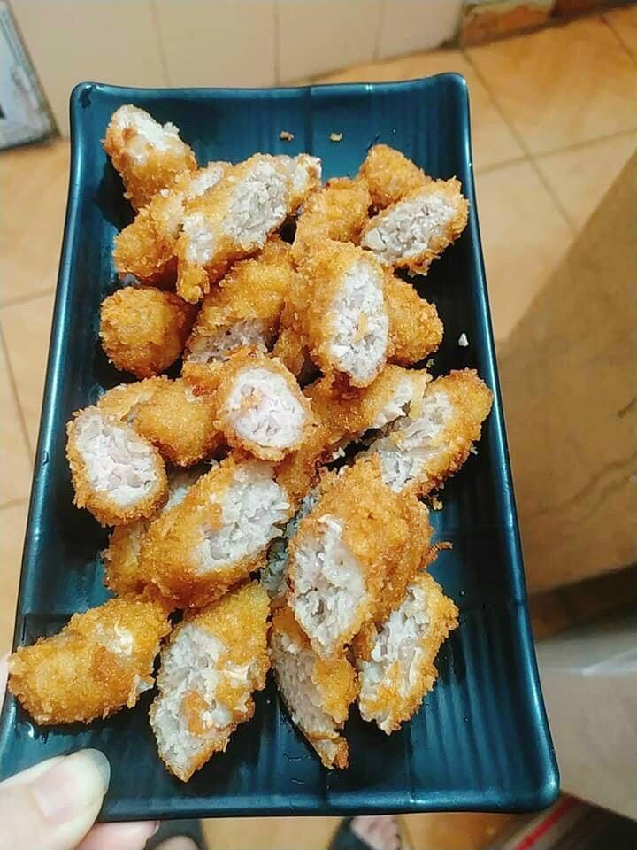 Chỉ giao hcm nem chua rán