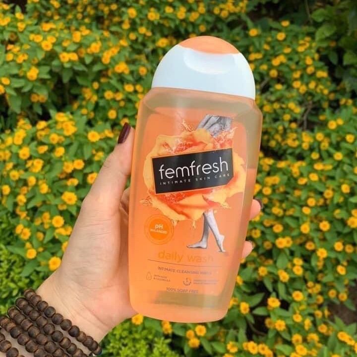 Dung dịch vệ sinh Femfresh Úc