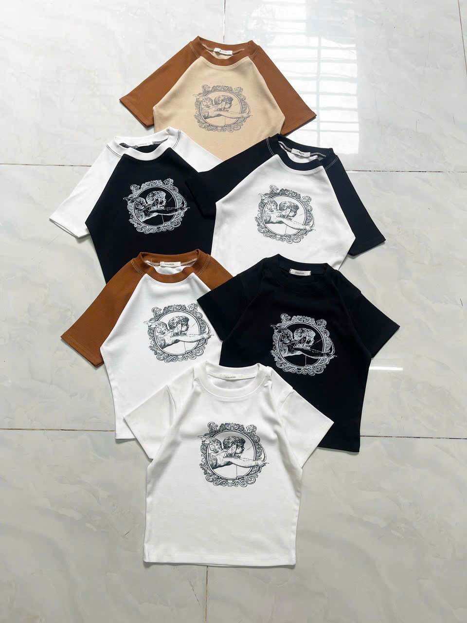 ÁO CROPTOP EMBE DƯƠNG CUNG UN