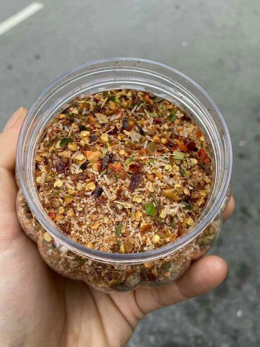 Combo 2: muối chẩm chéo tây bắc hũ 250g + muối tôm sấy nguyên thảo linh hũ 230g, vị muối 2 miền nam bắc