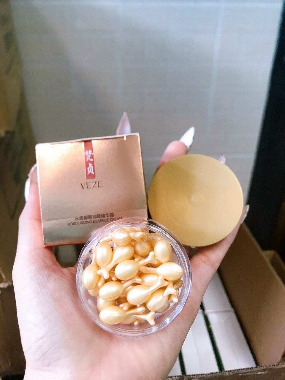 Serum dưỡng da mặt dạng viên trắng hồng dưỡng ẩm tinh chất cá hồi images