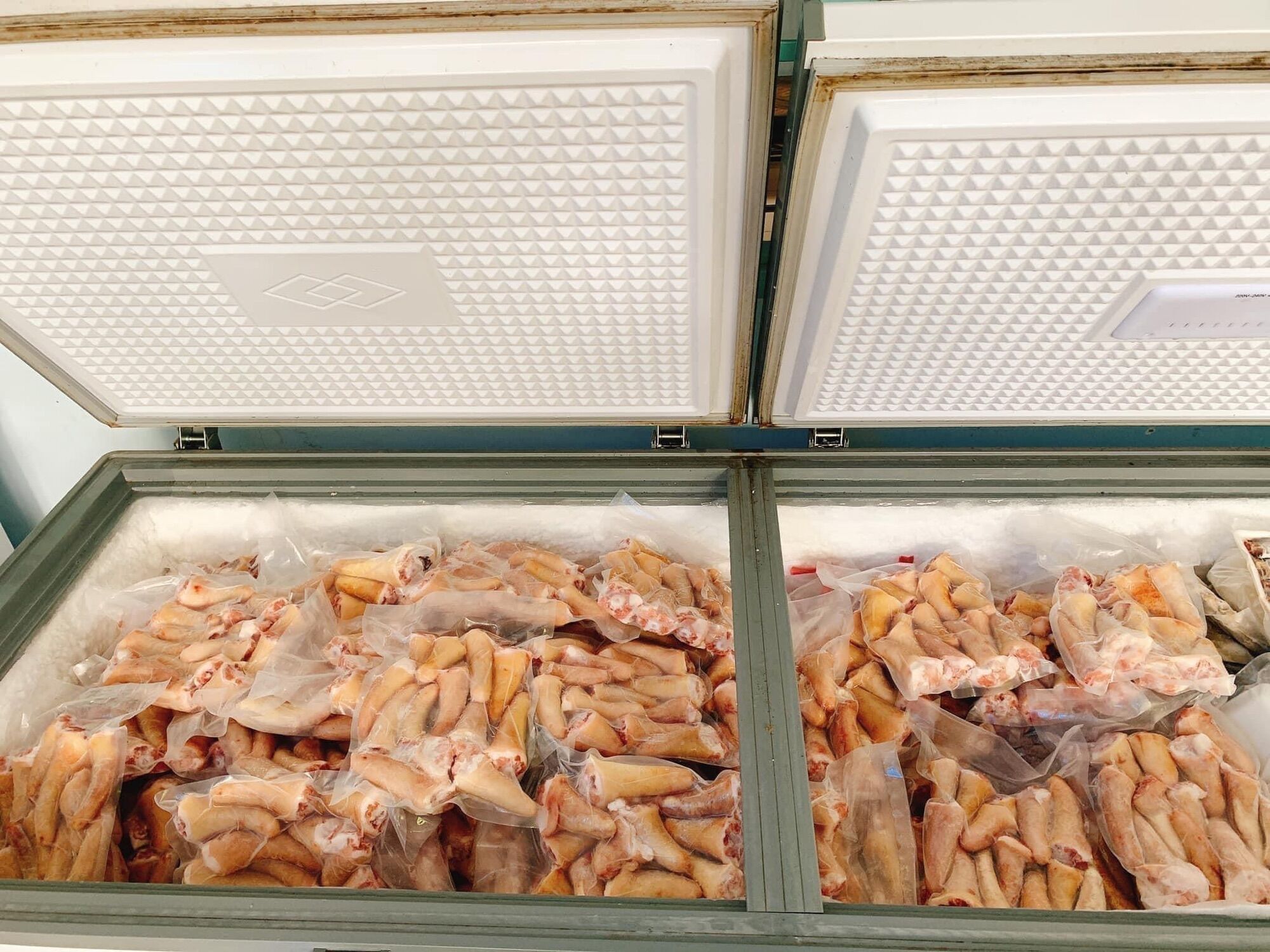 1kg Đuôi Heo ngắn (hoả tốc 2h tphcm)