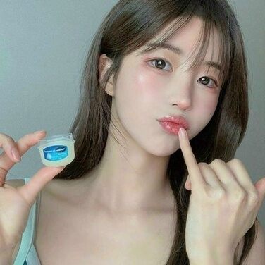 Son - sáp Dưỡng Môi Vaseline 7g Dạng Hủ