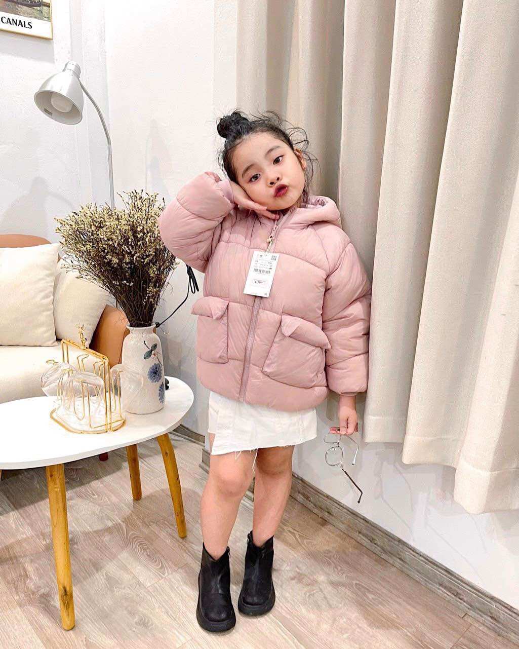 Áo phao kid xuất dư 2 màu đen hồng