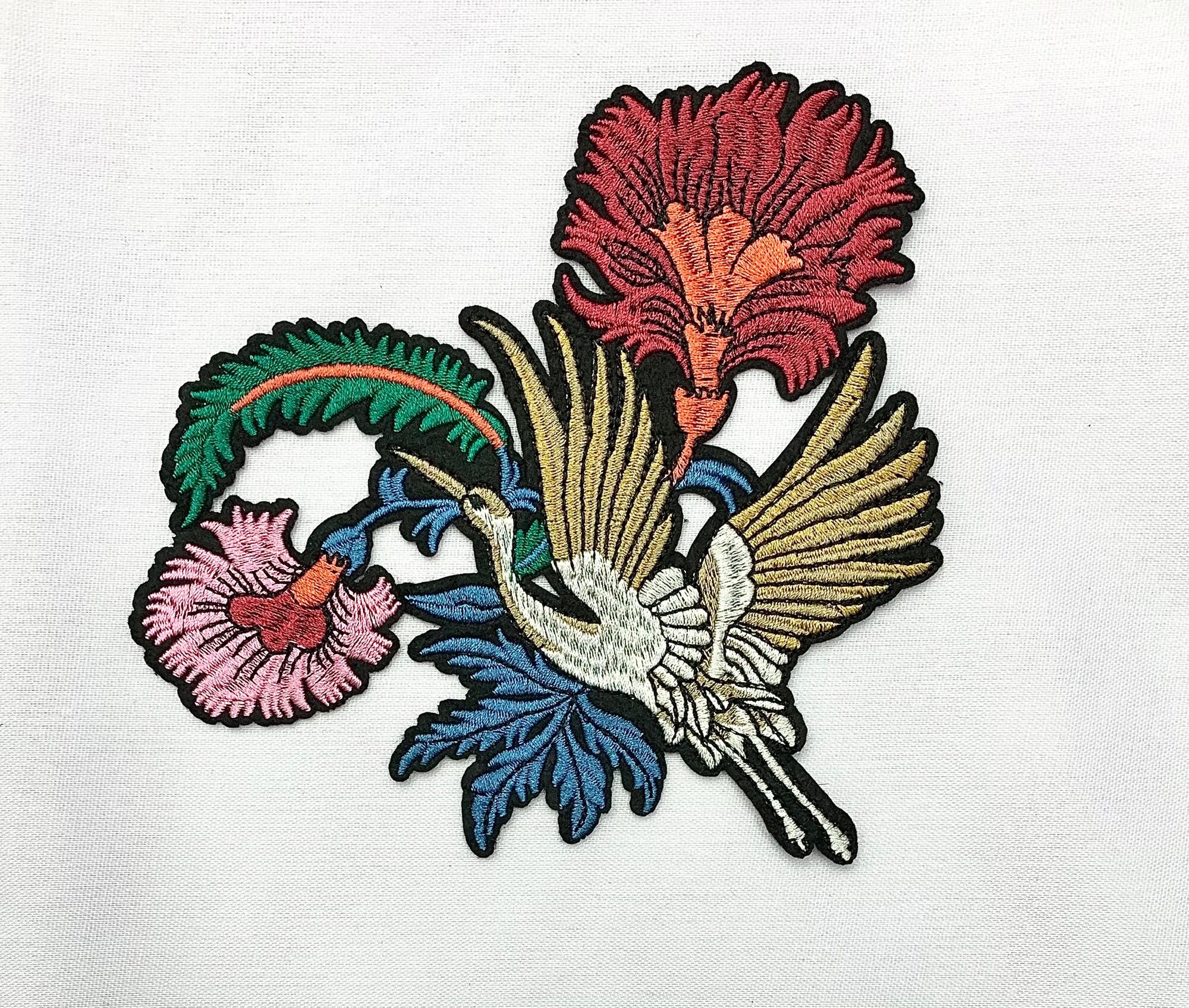 Hình ủi trang trí quần áo tinh xảo.