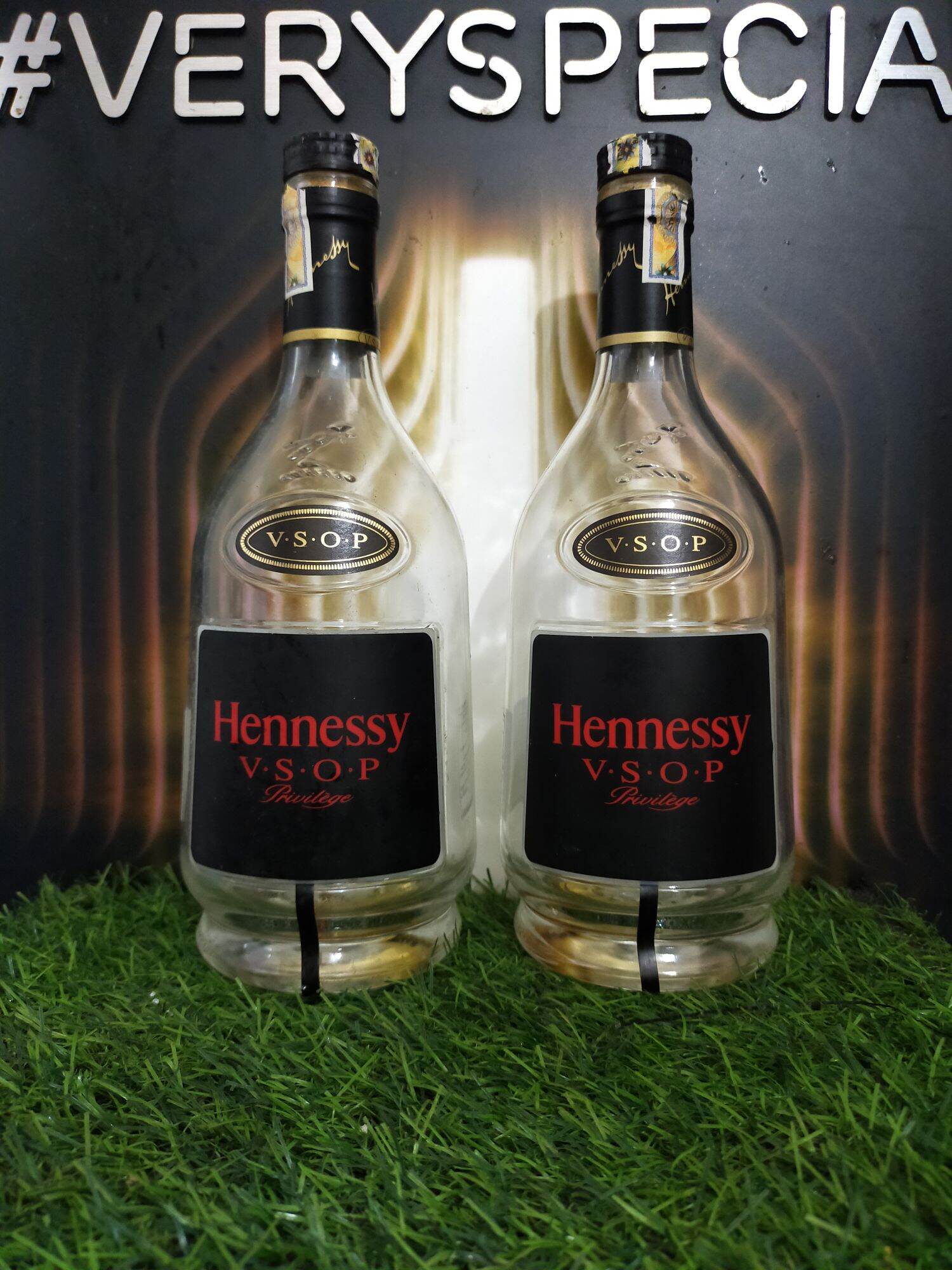 Vỏ chai rươu ngoại Hennessy VSOP trưng bày decor