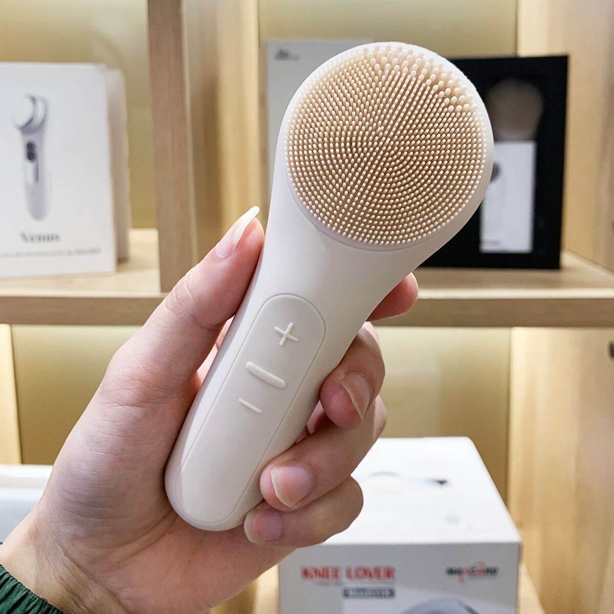 Máy rửa mặt làm sạch sâu Maxcare Max999
