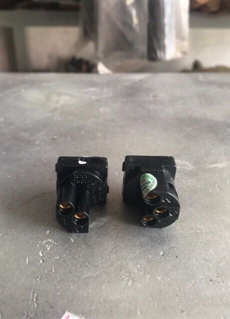 Hạt công tắc 1 chiều, 2 chiều Sino S18 Vanlock