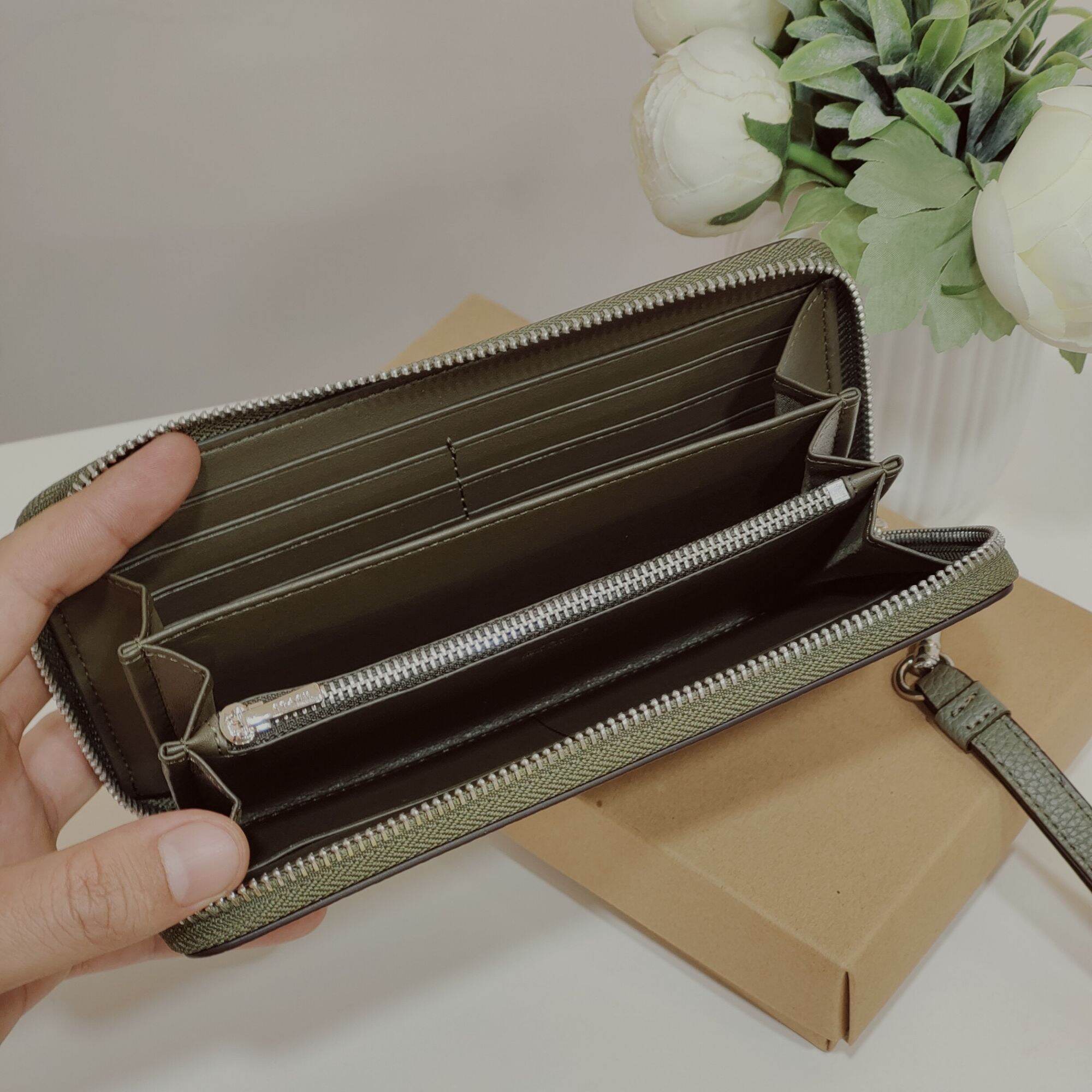 Ví C0ACH - LONG ZIP AROUND WALLET da thật chuẩn xịn