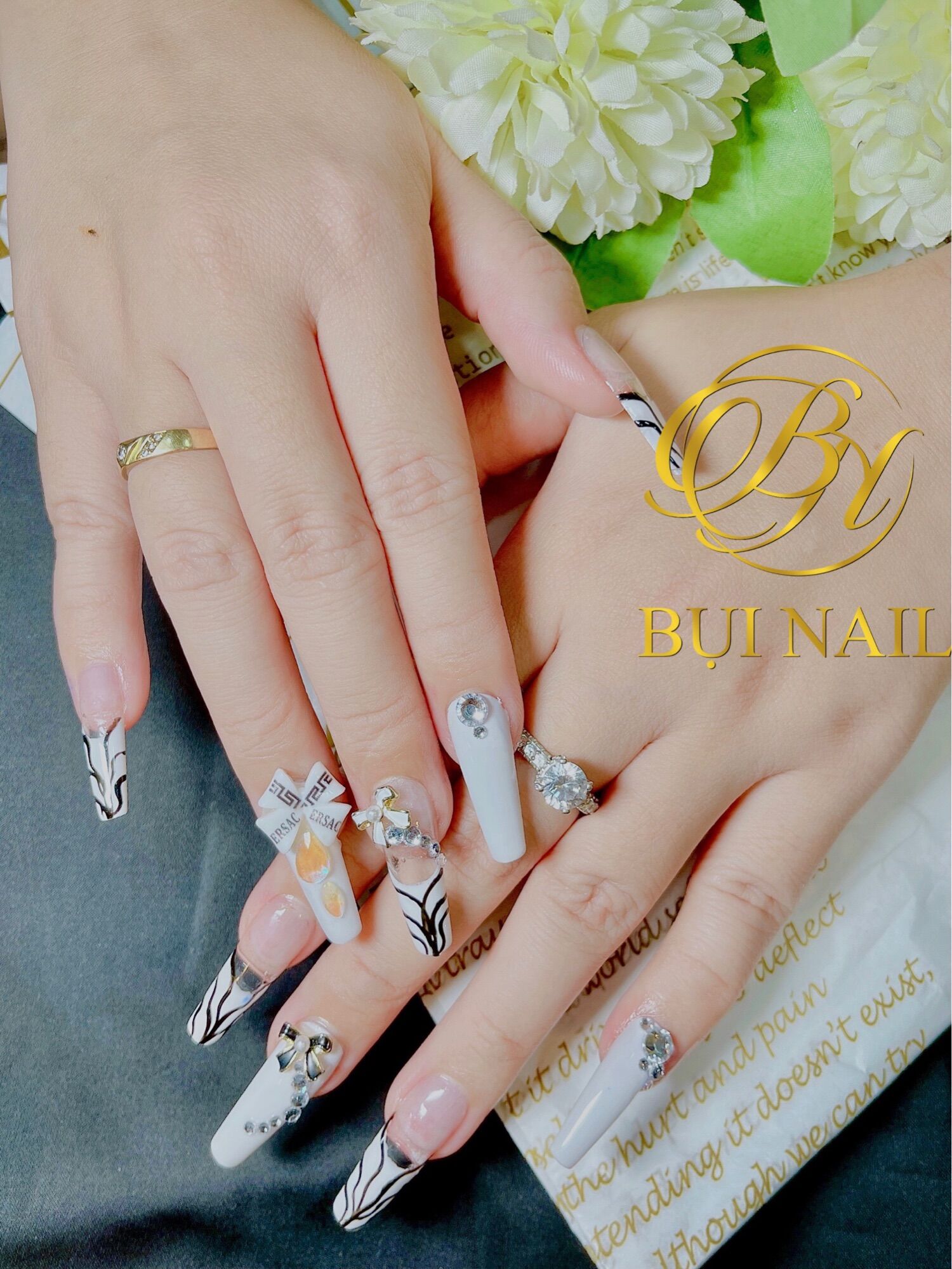 CHARM NƠ M141 set 10viên