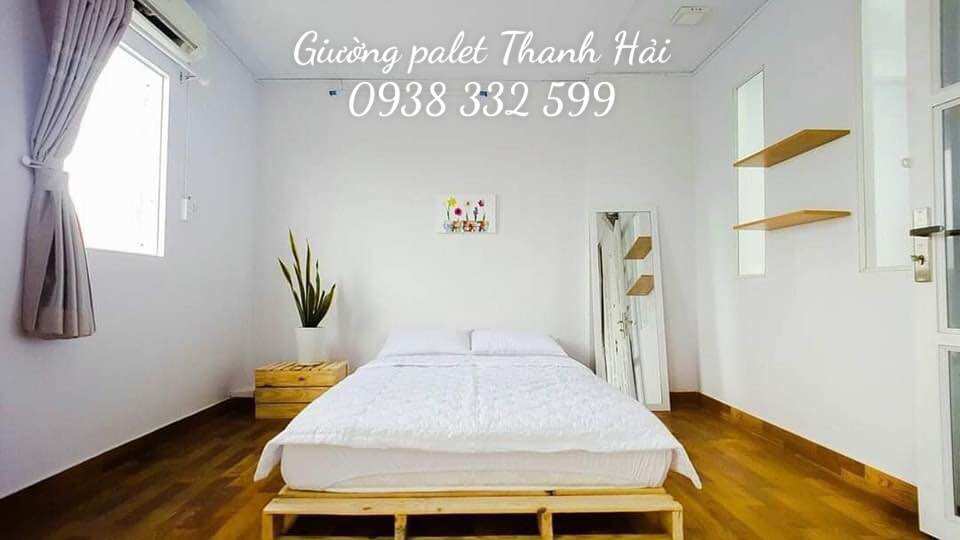 Giường palet gỗ thông Mỹ (làm từ ván mới nhập khẩu)
